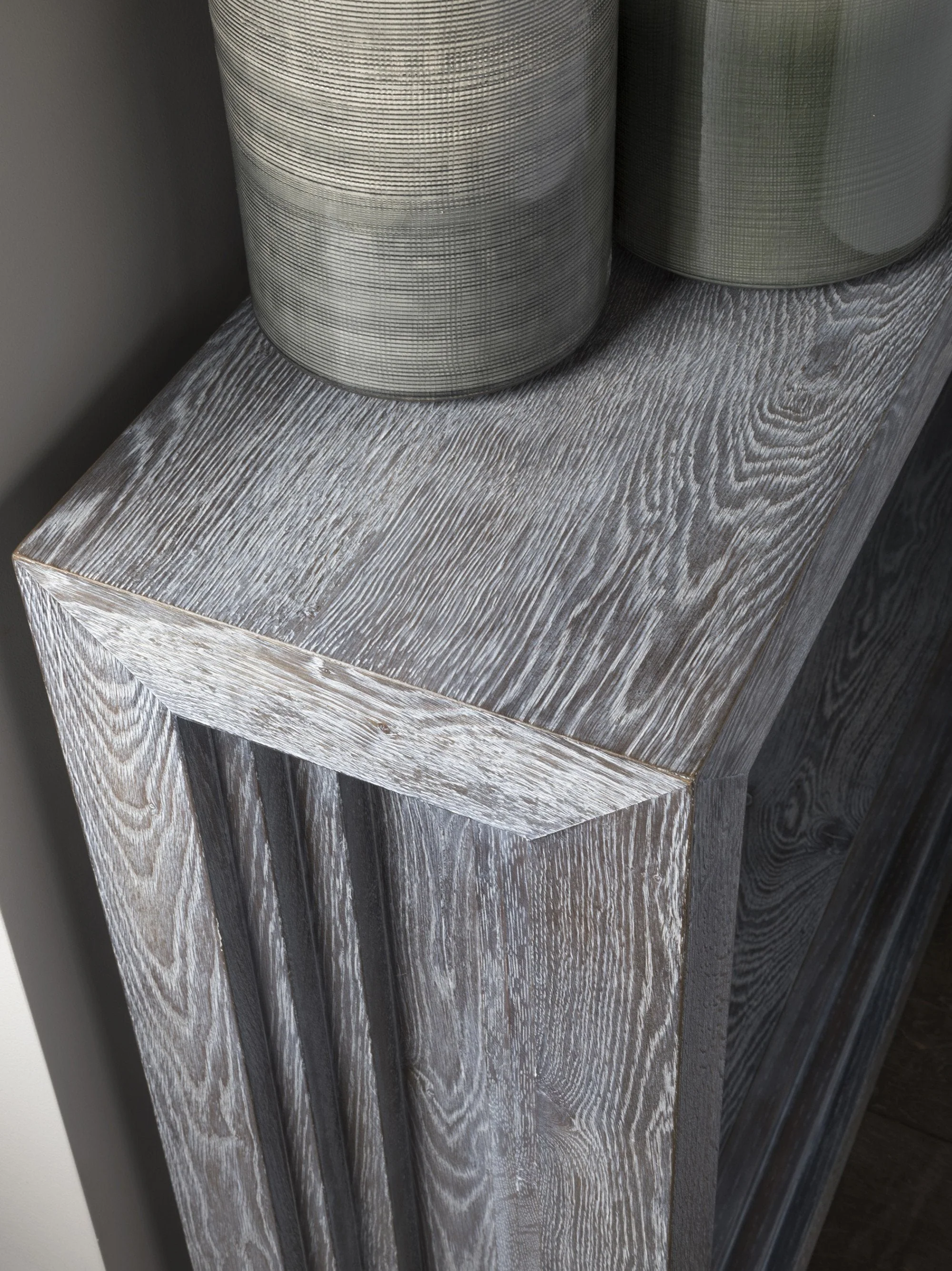 Artistica Home Accolade Console - Image 3