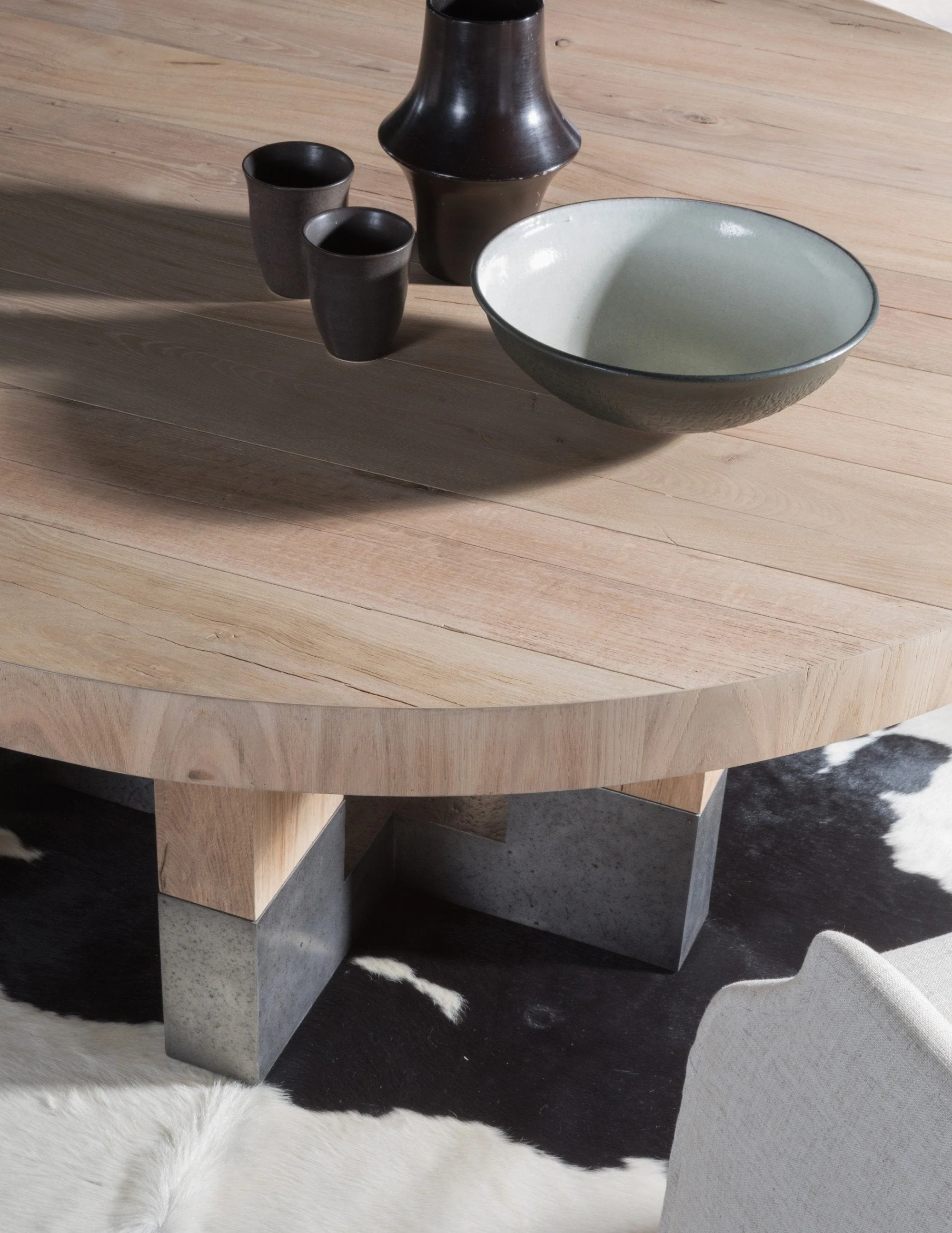 Artistica Home Verite Round Dining Table - Image 4