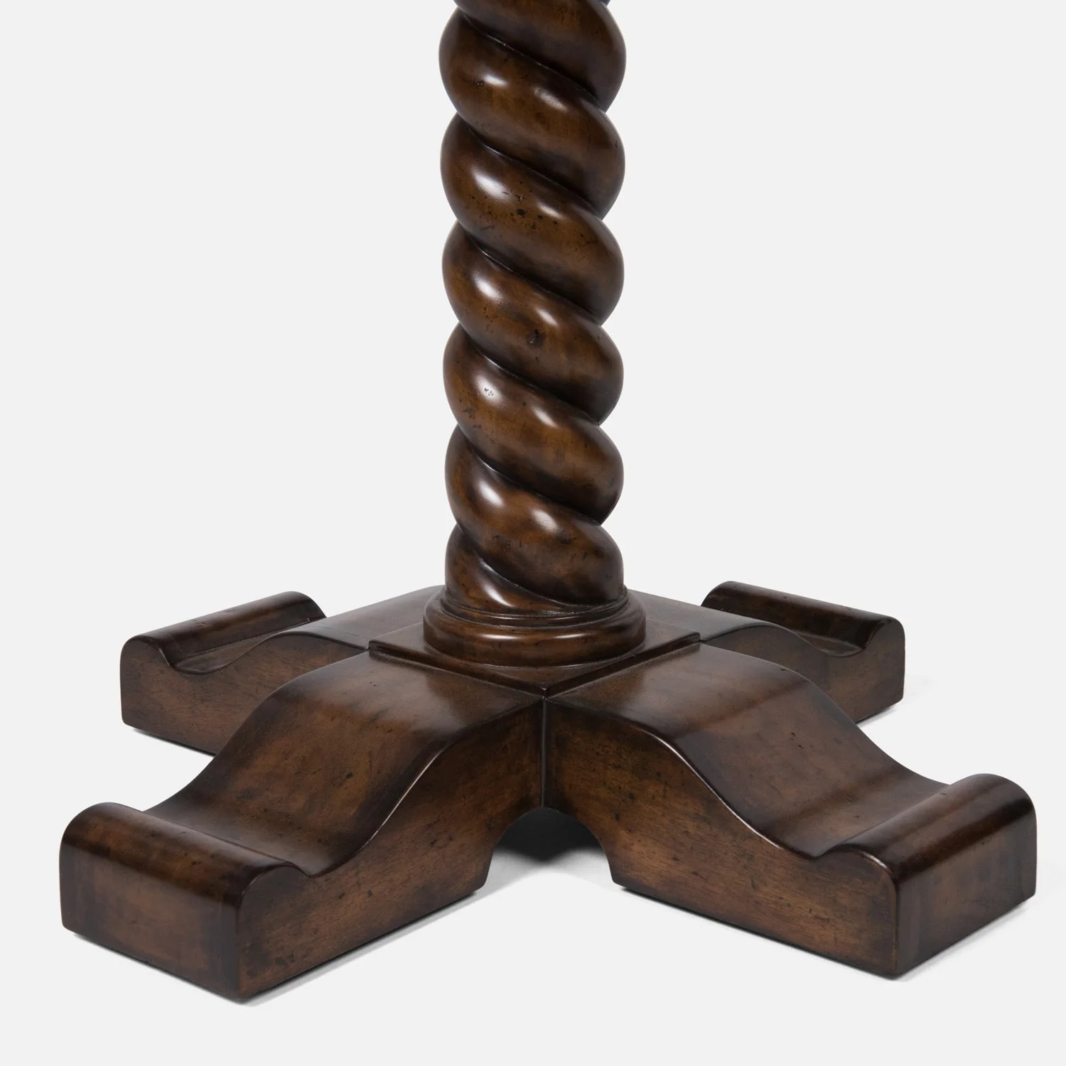 Augusta Entry Table - Image 8