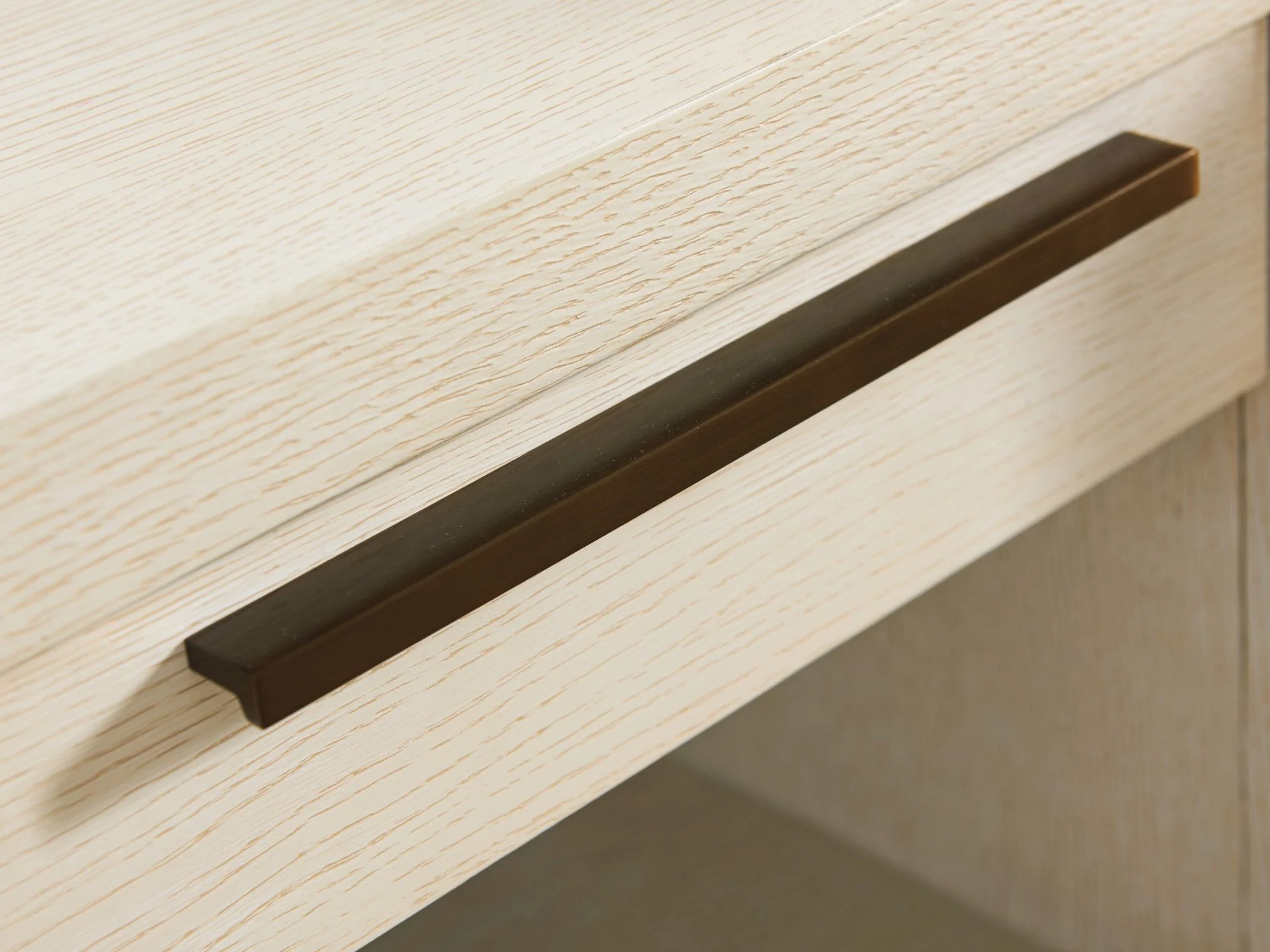 Barclay Butera Carmel Huckleberry Drawer End Table - Image 4