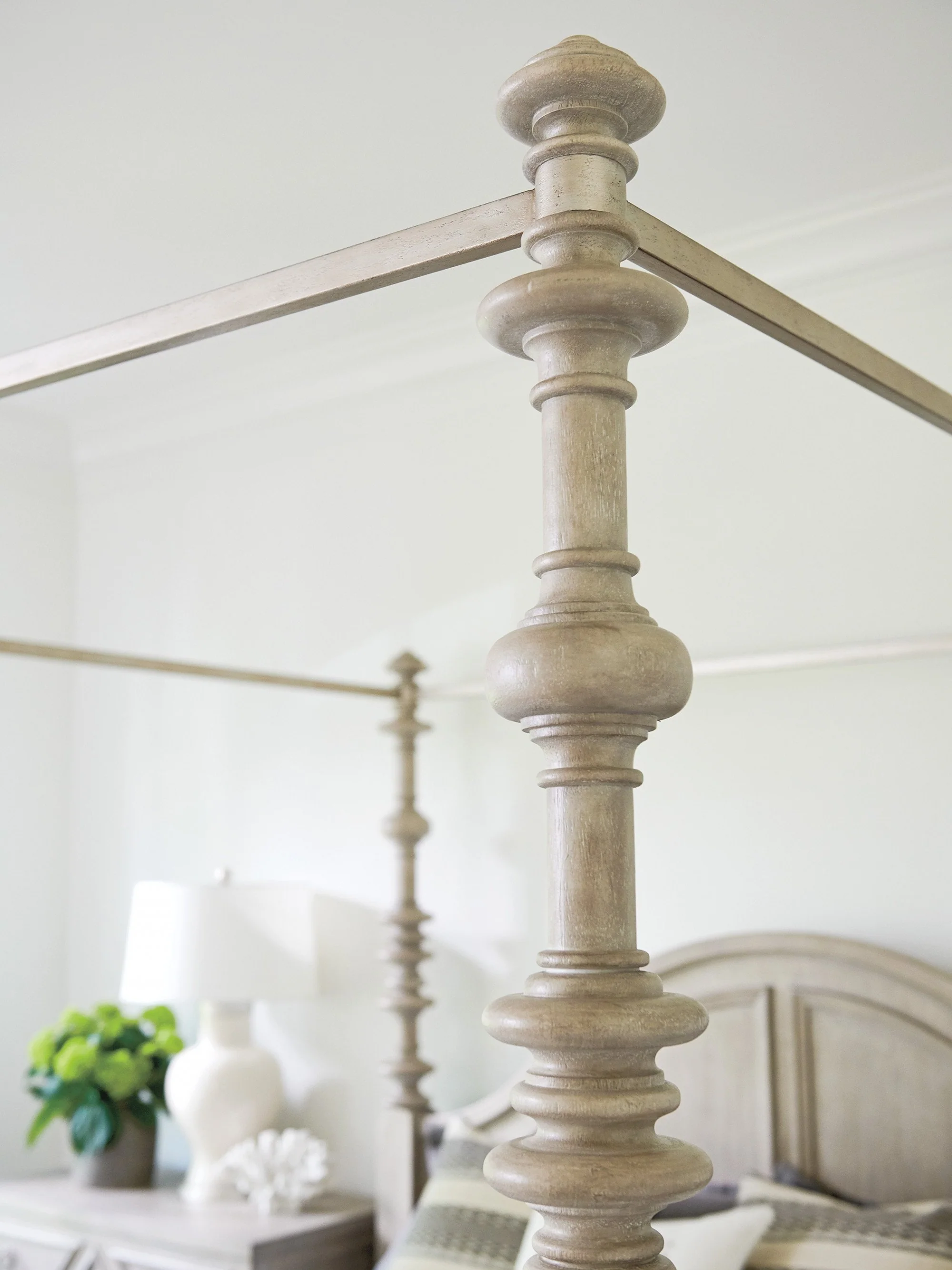 Barclay Butera Malibu Heathercliff Poster Bed - Image 3