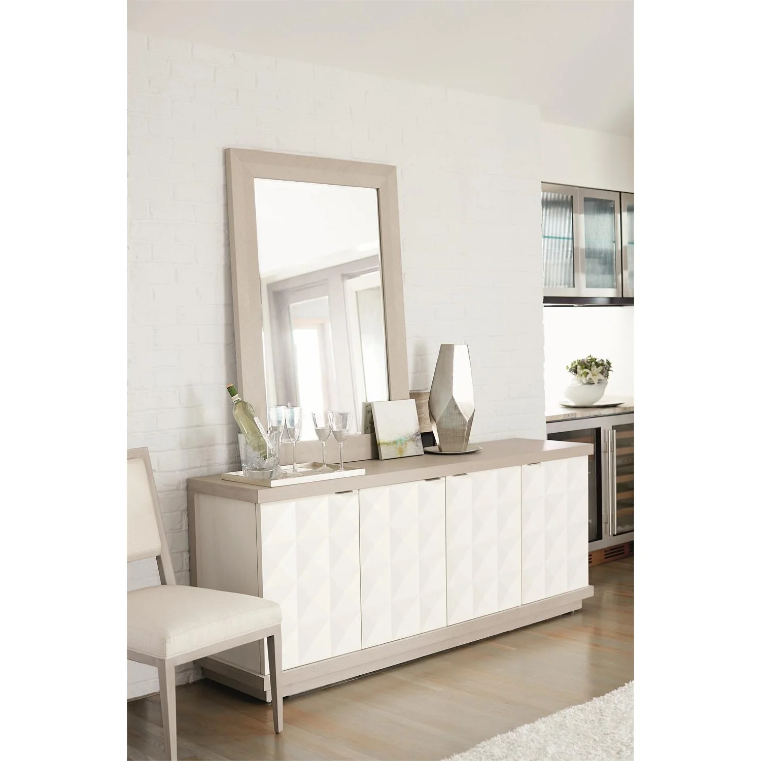 Bernhardt Axiom Mirror Y25 - Image 3