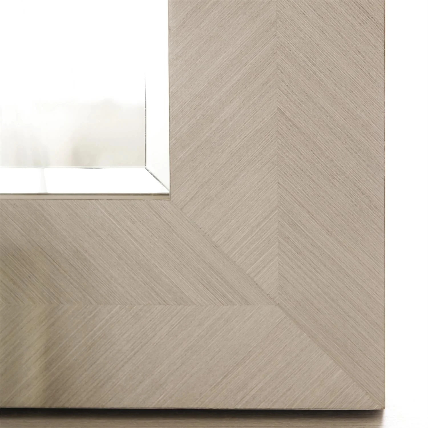 Bernhardt Axiom Mirror Y25 - Image 9