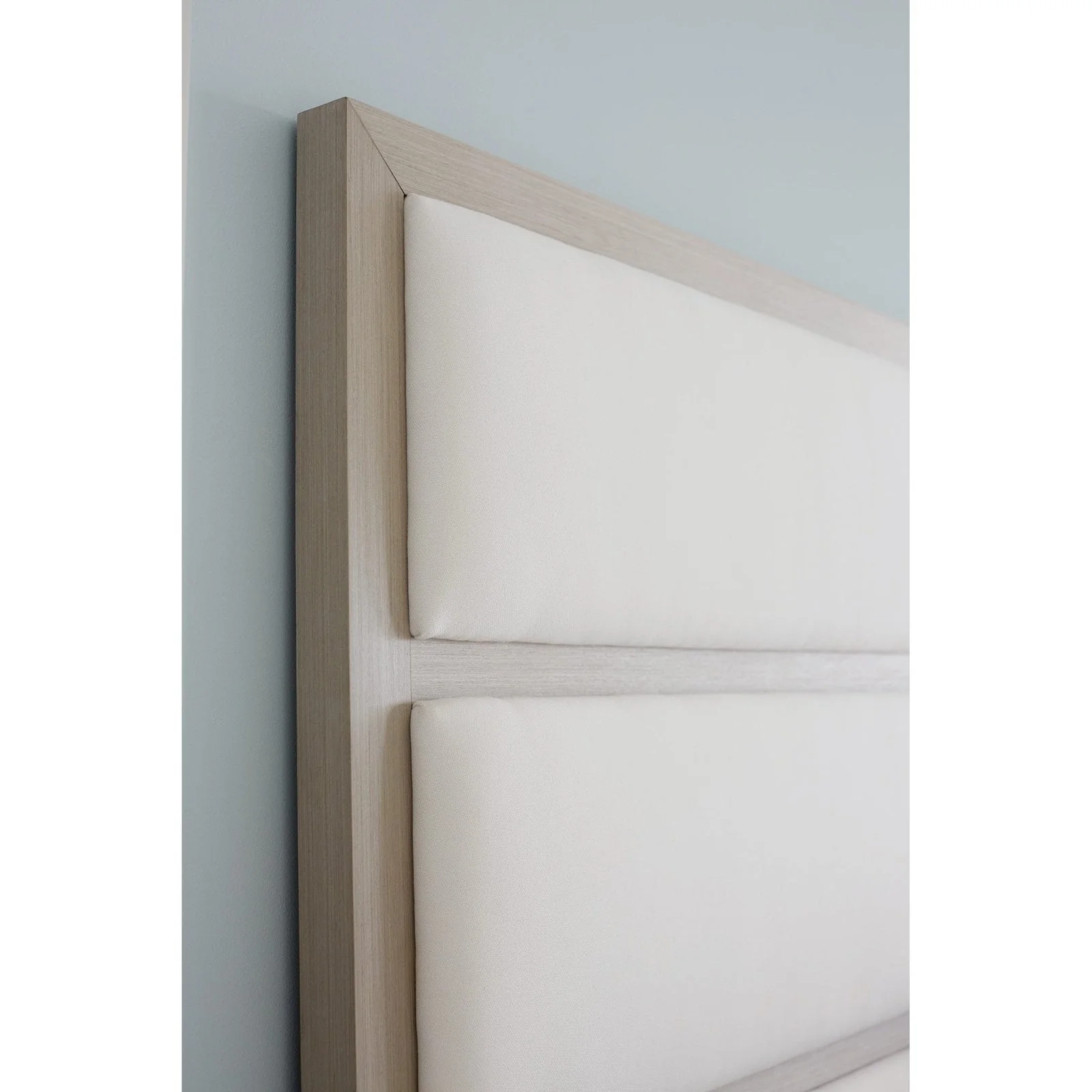 Bernhardt Axiom Upholstered Panel Bed 72" - Image 8