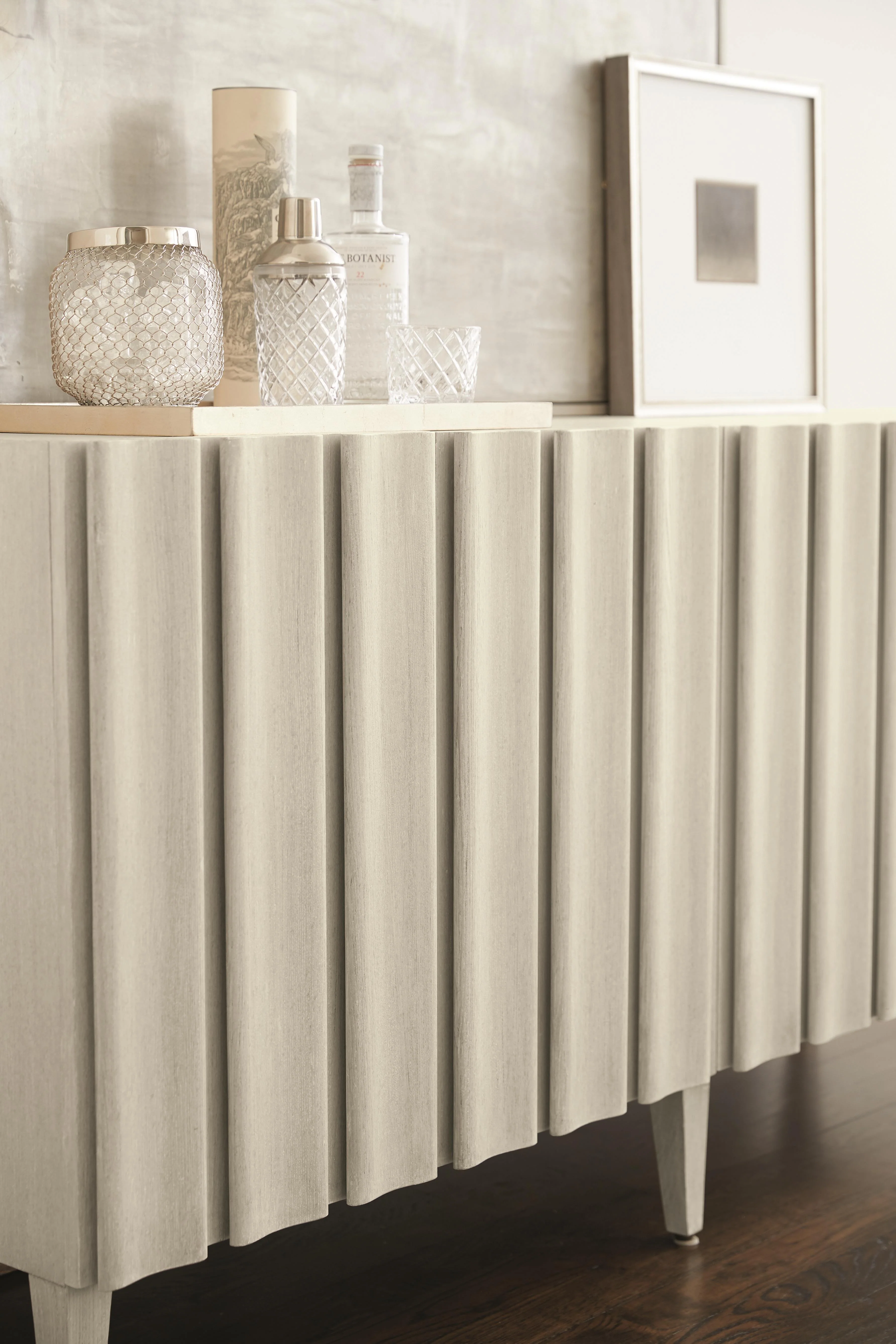 Bernhardt East Hampton Entertainment Console - Image 6