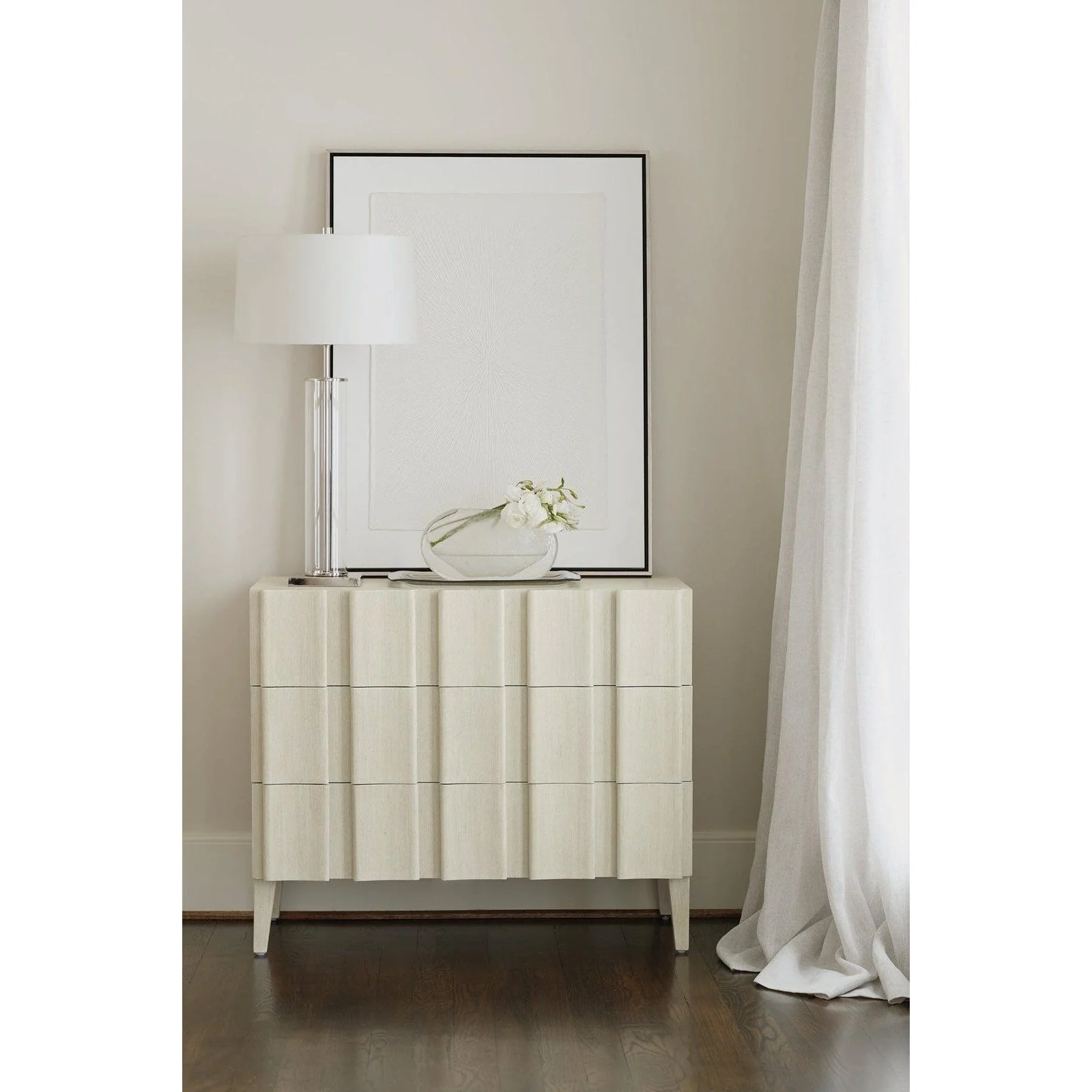 Bernhardt East Hampton Hall Chest Y25 - Image 2