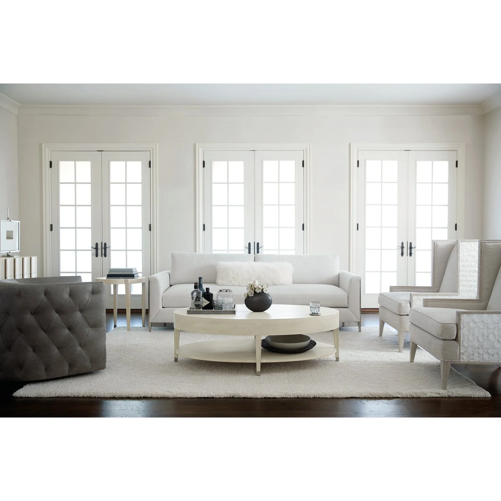 Bernhardt East Hampton Oval Cocktail Table - Image 2