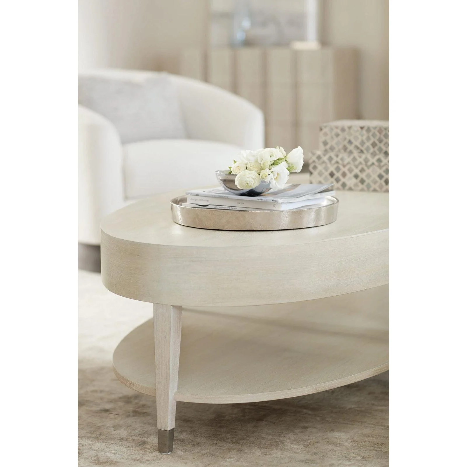Bernhardt East Hampton Oval Cocktail Table - Image 4
