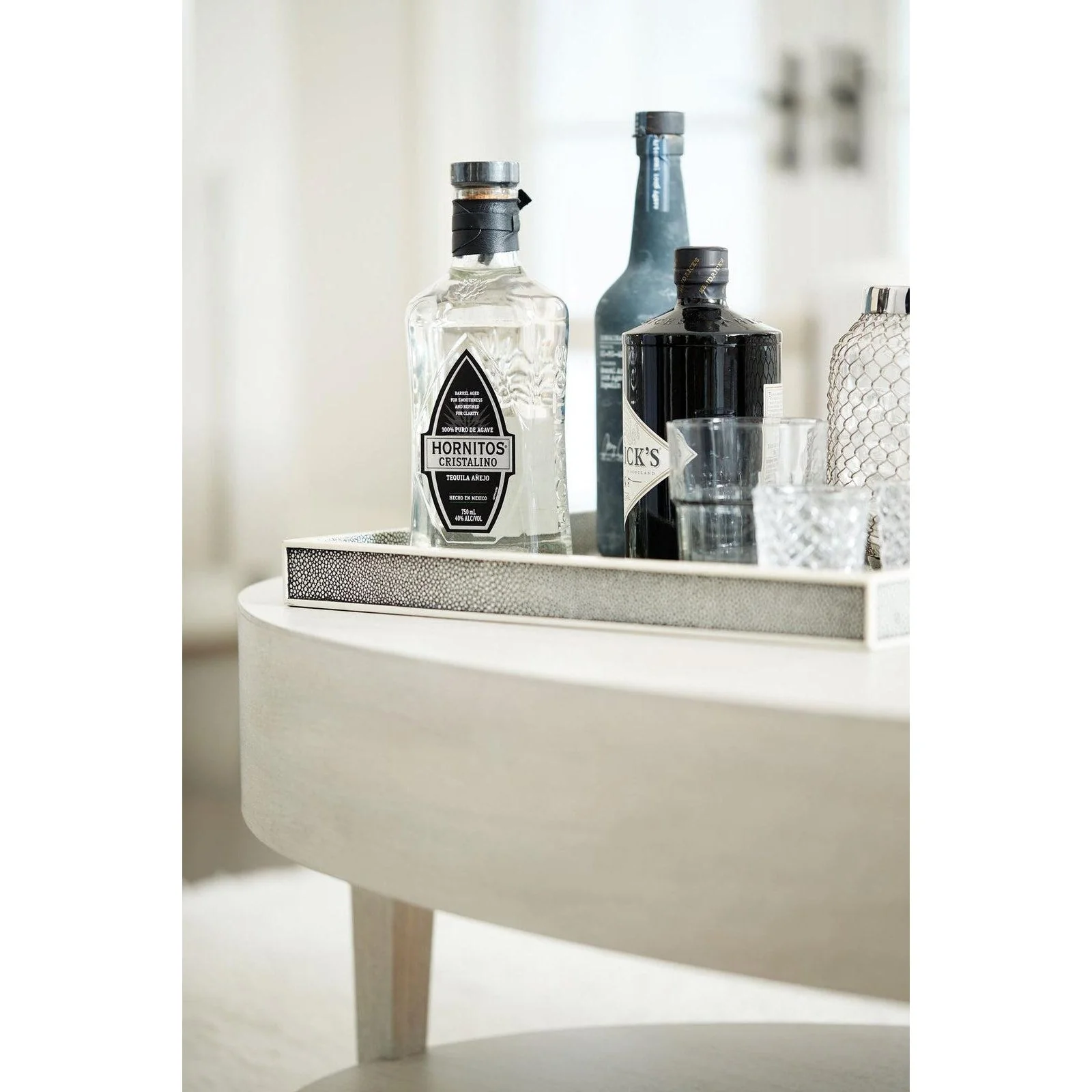 Bernhardt East Hampton Oval Cocktail Table - Image 5