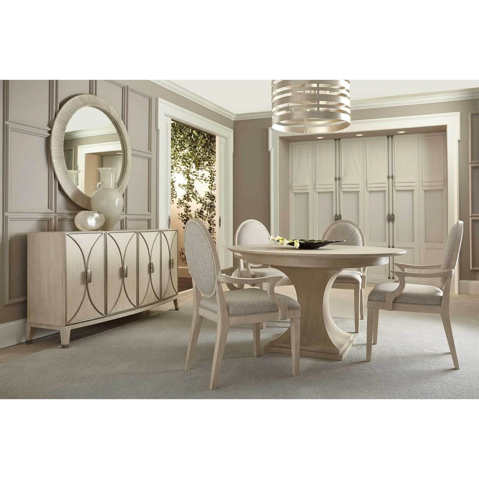 Bernhardt East Hampton Round Dining Table Y25 - Image 3