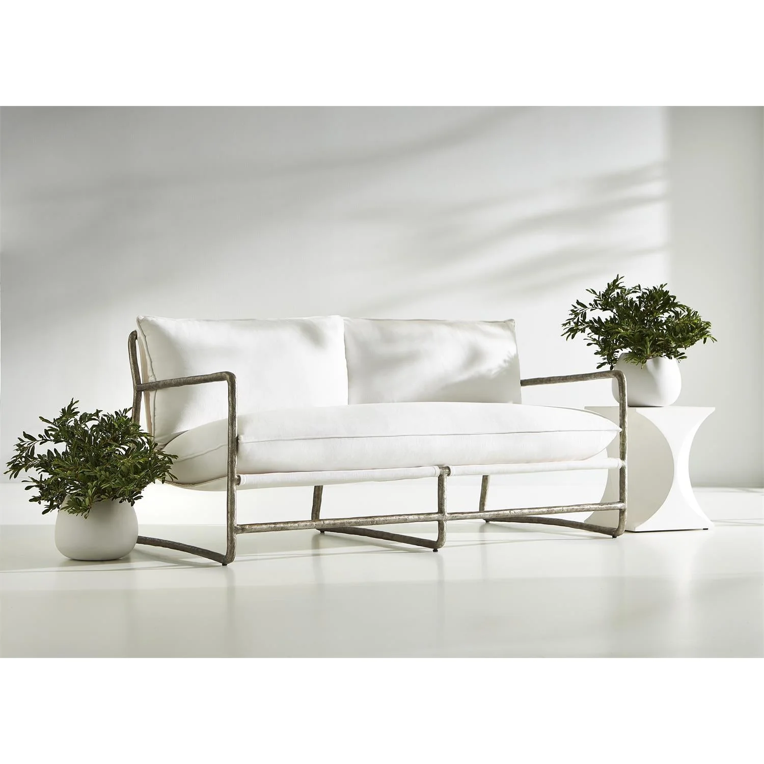 Bernhardt Exteriors Millim Bunching Table Y35 - Image 3