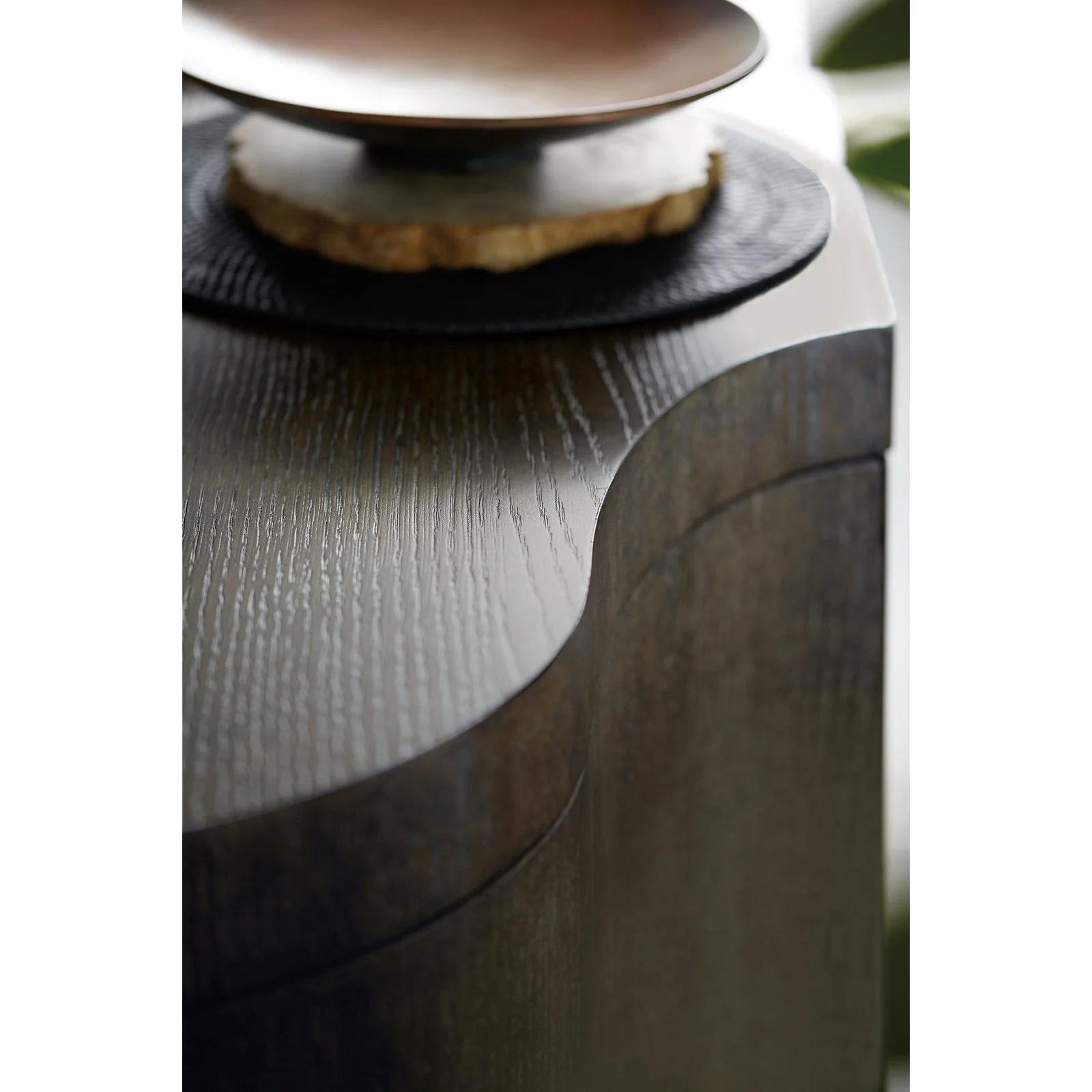 Bernhardt Linea Buffet 132B Y35 - Image 6