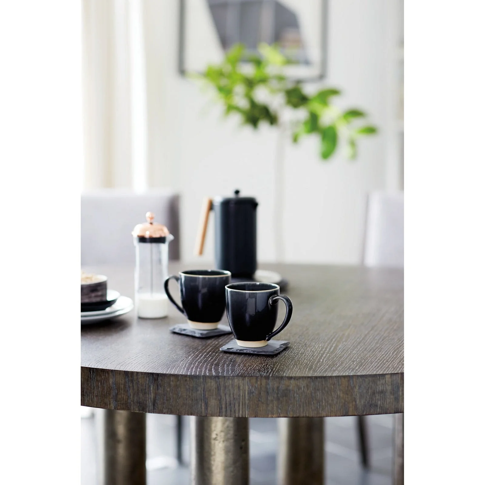 Bernhardt Linea Round Dining Table Y35 - Image 4