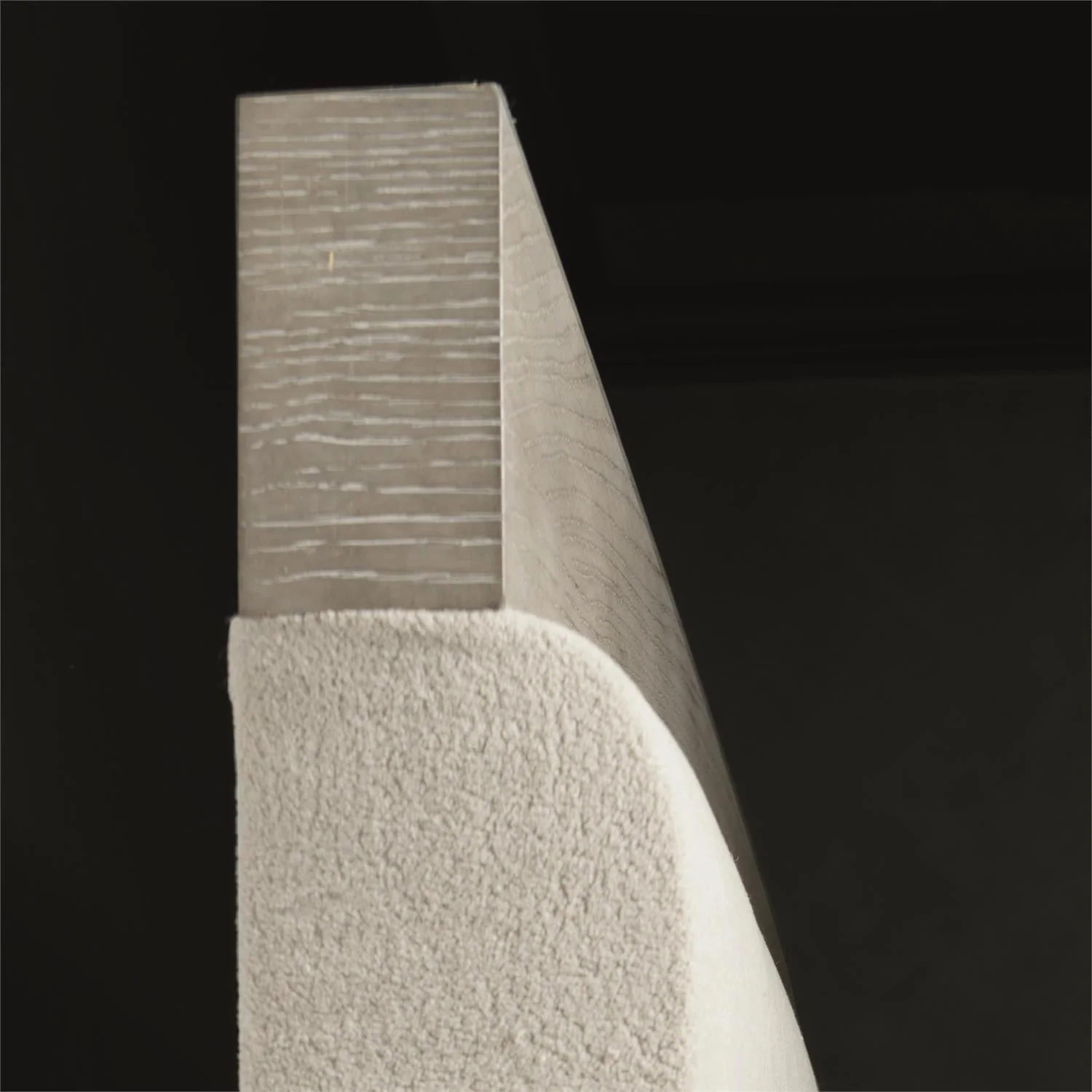 Bernhardt Linea Upholstered Channel Bed - Image 8