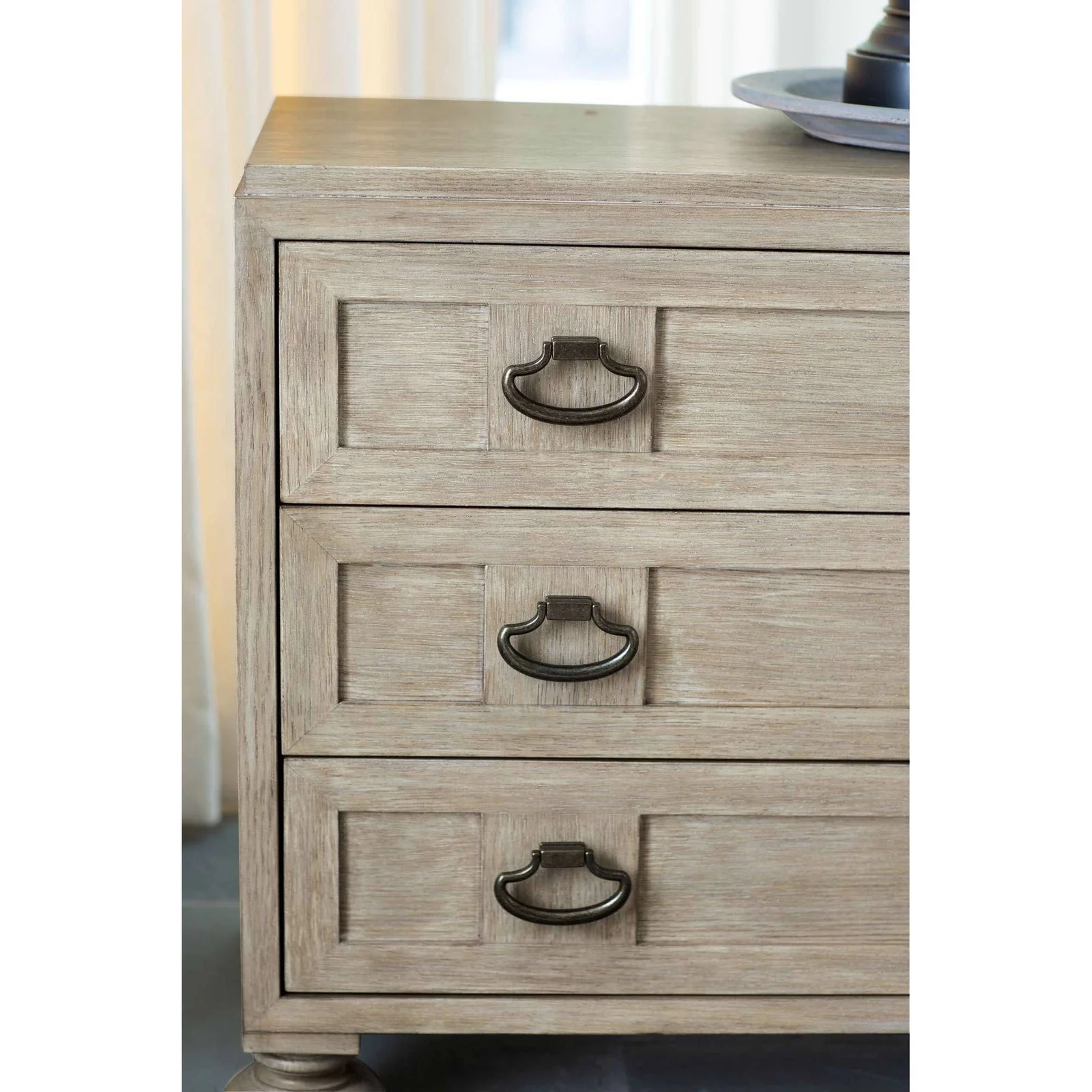 Bernhardt Santa Barbara Bachelor's Chest - Image 9