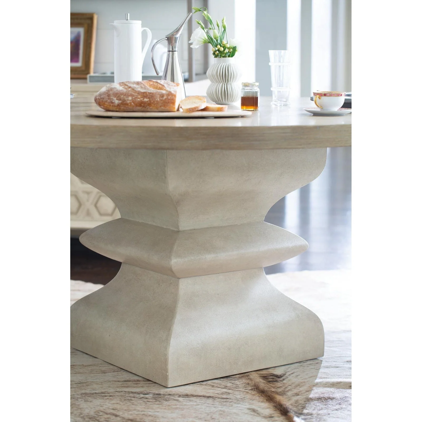 Bernhardt Santa Barbara Round Dining Table Y25 - Image 4