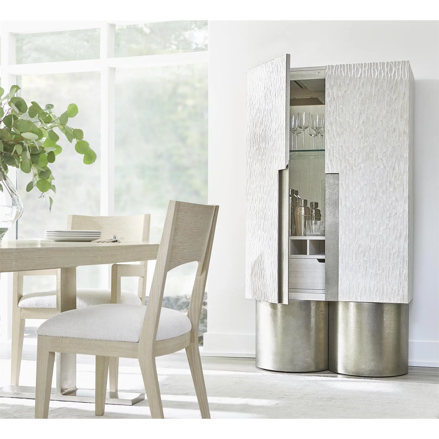 Bernhardt Solaria Bar Cabinet Y10 - Image 2