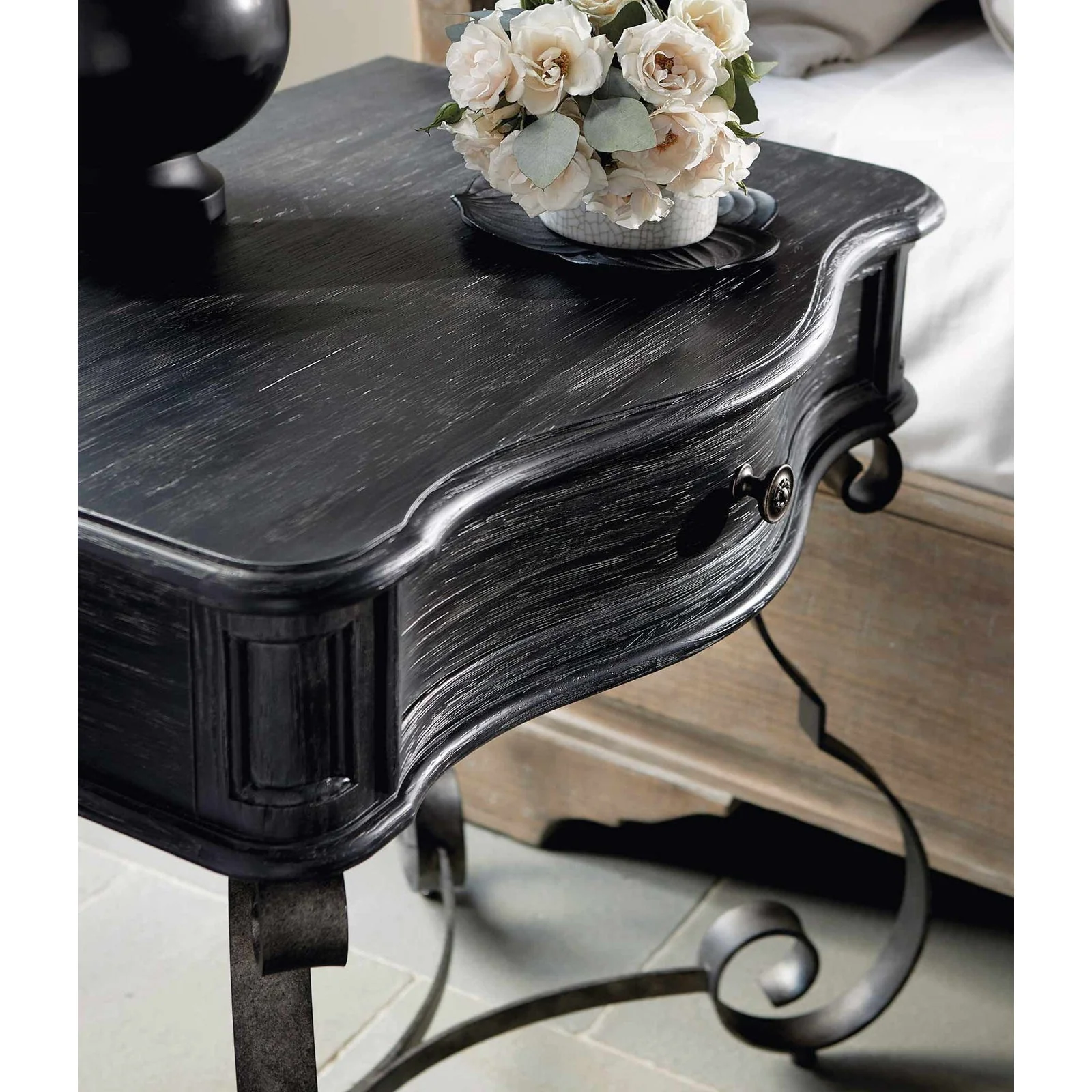 Bernhardt Villa Toscana Nightstand Y35 - Image 2