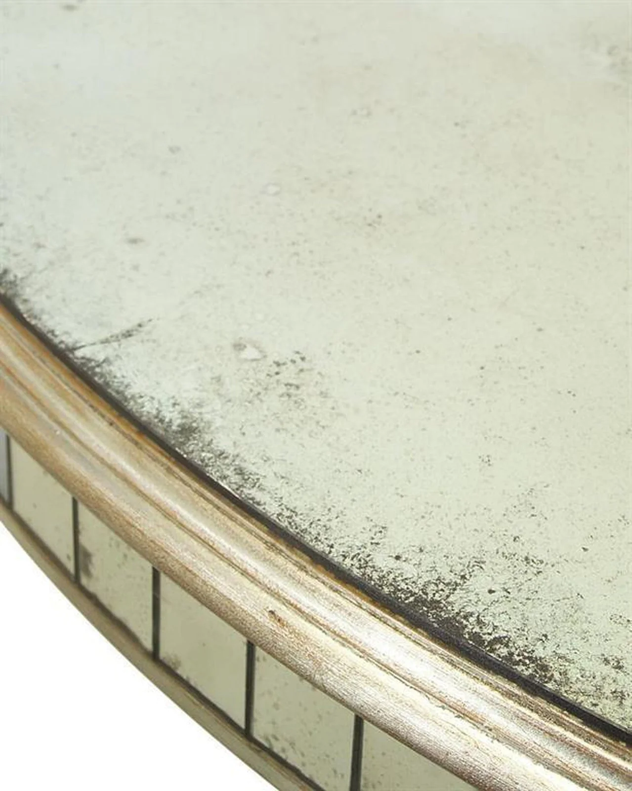 John Richard Bourbon Round Dining Table - Image 2