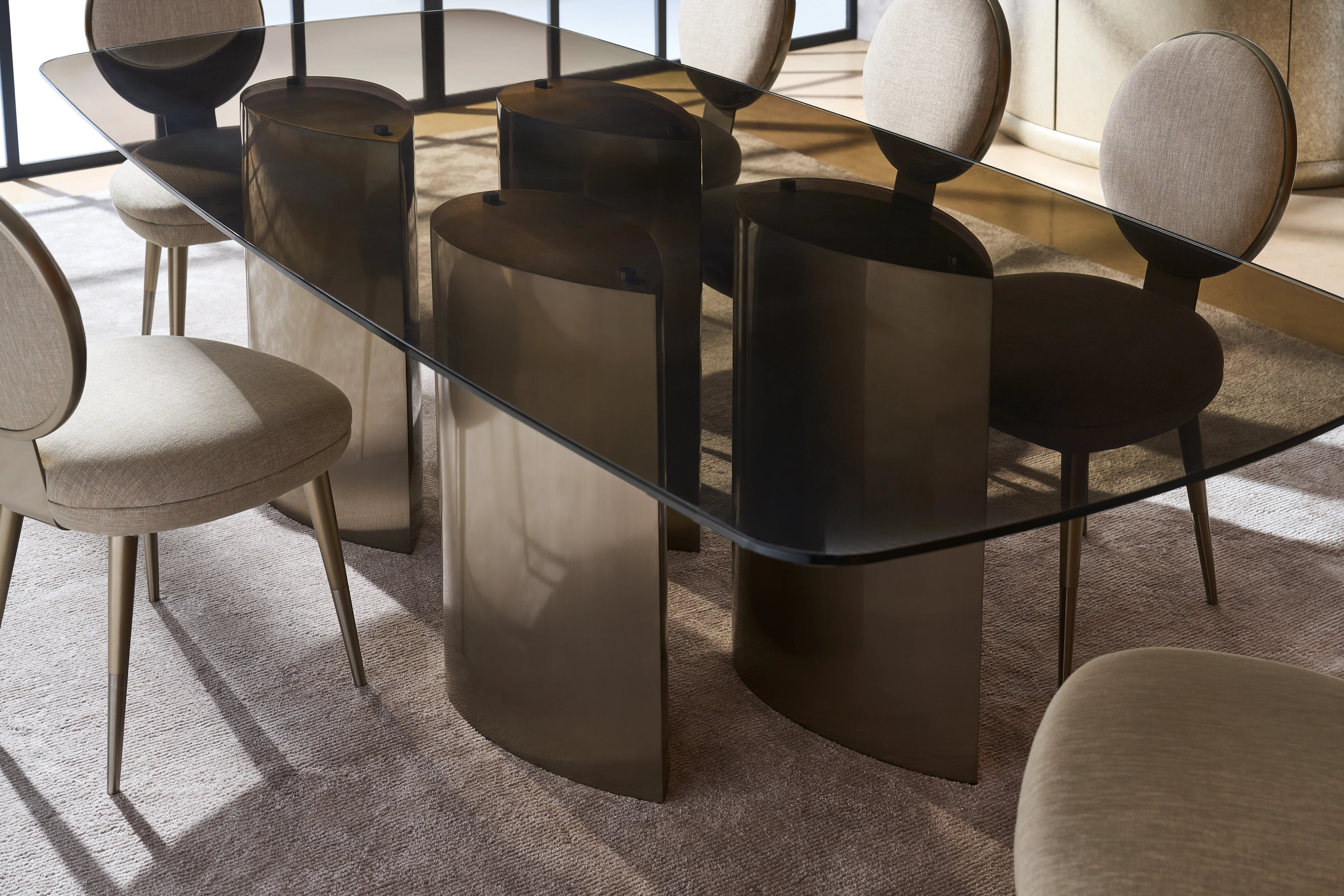 Caracole Classic Aphelion 4 Dining Table - Image 4