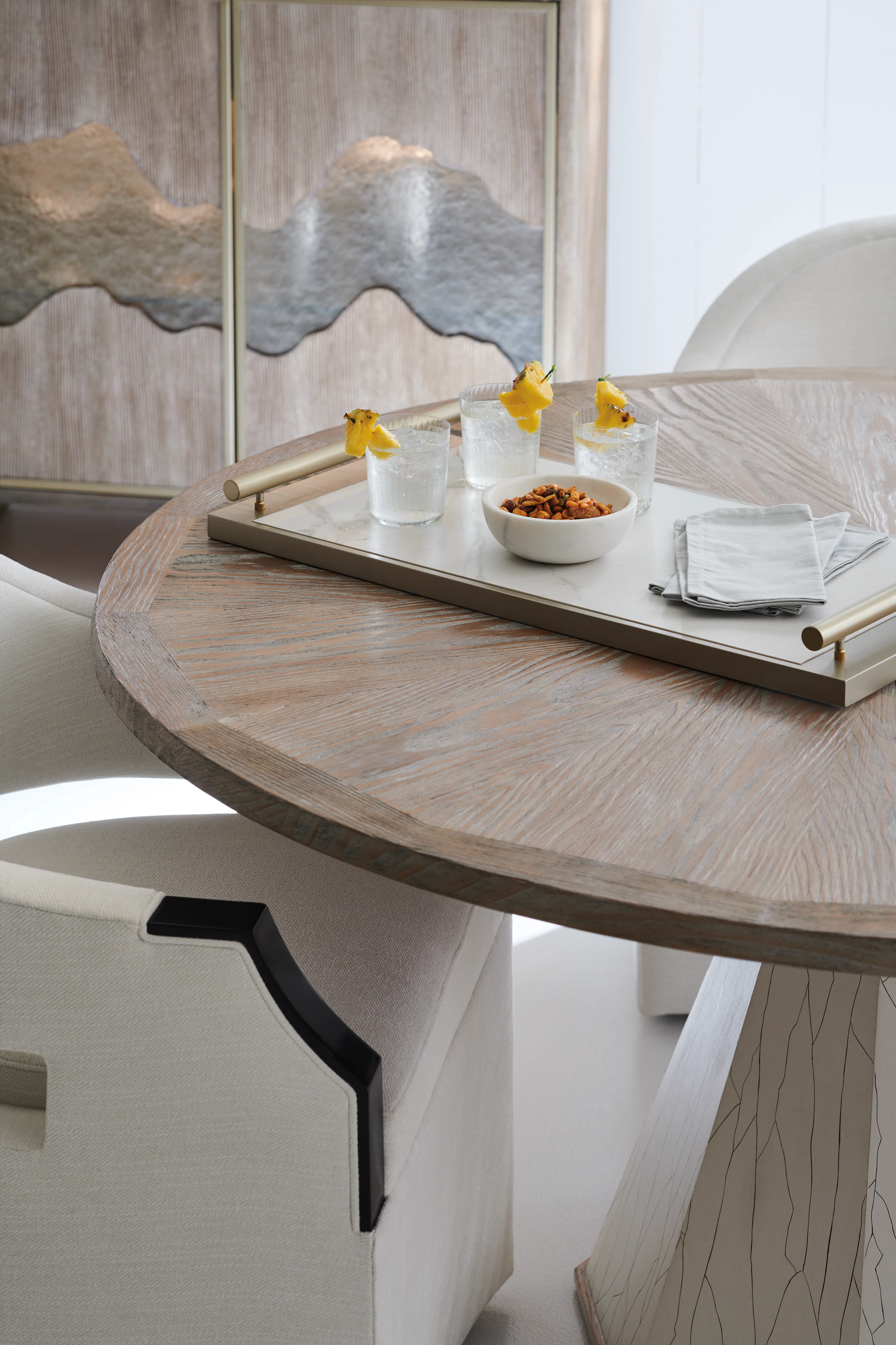 Caracole Classic Around The Edge Dining Table INV - Image 5
