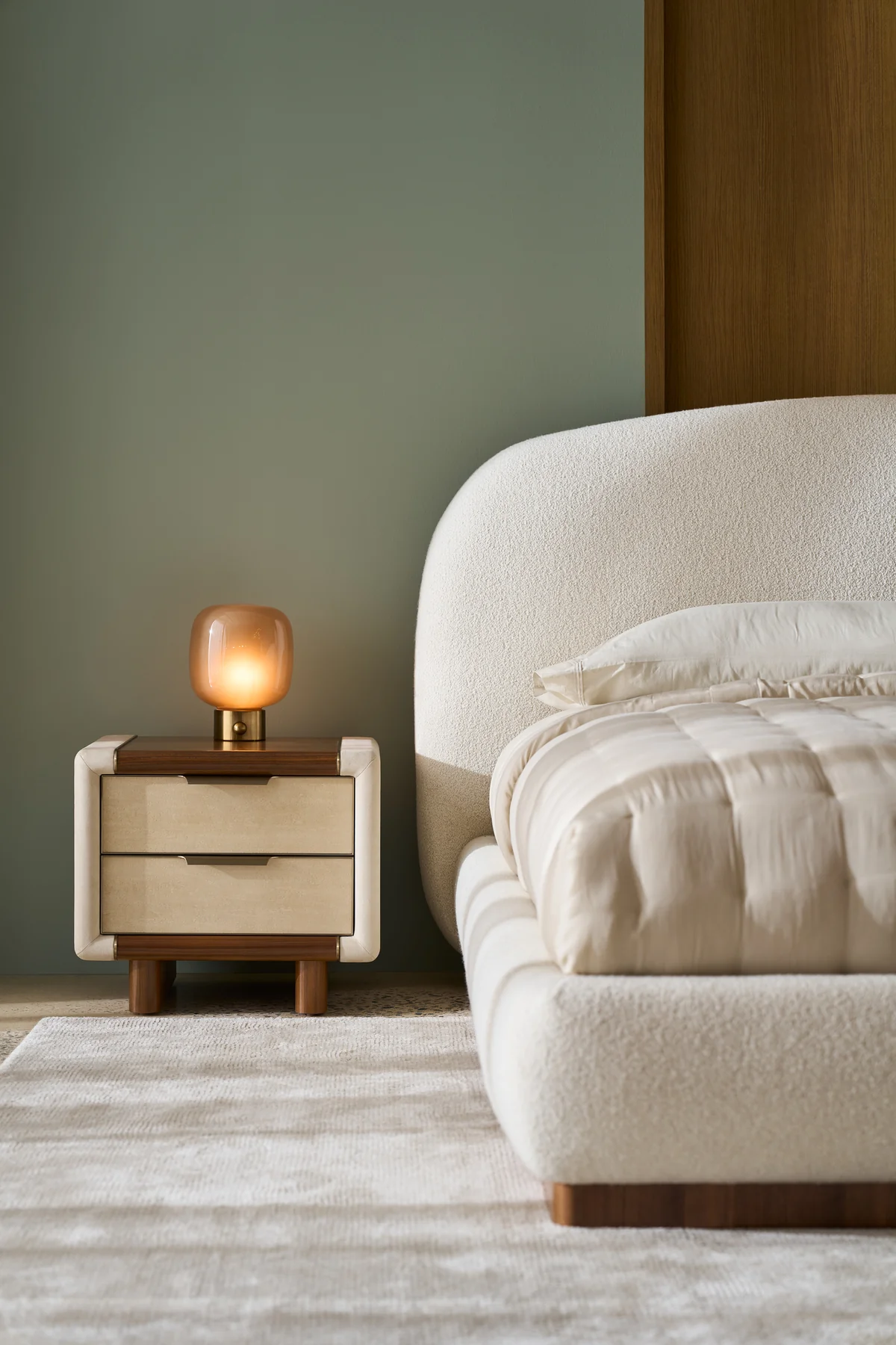 Caracole Classic Botero Bed - Image 4
