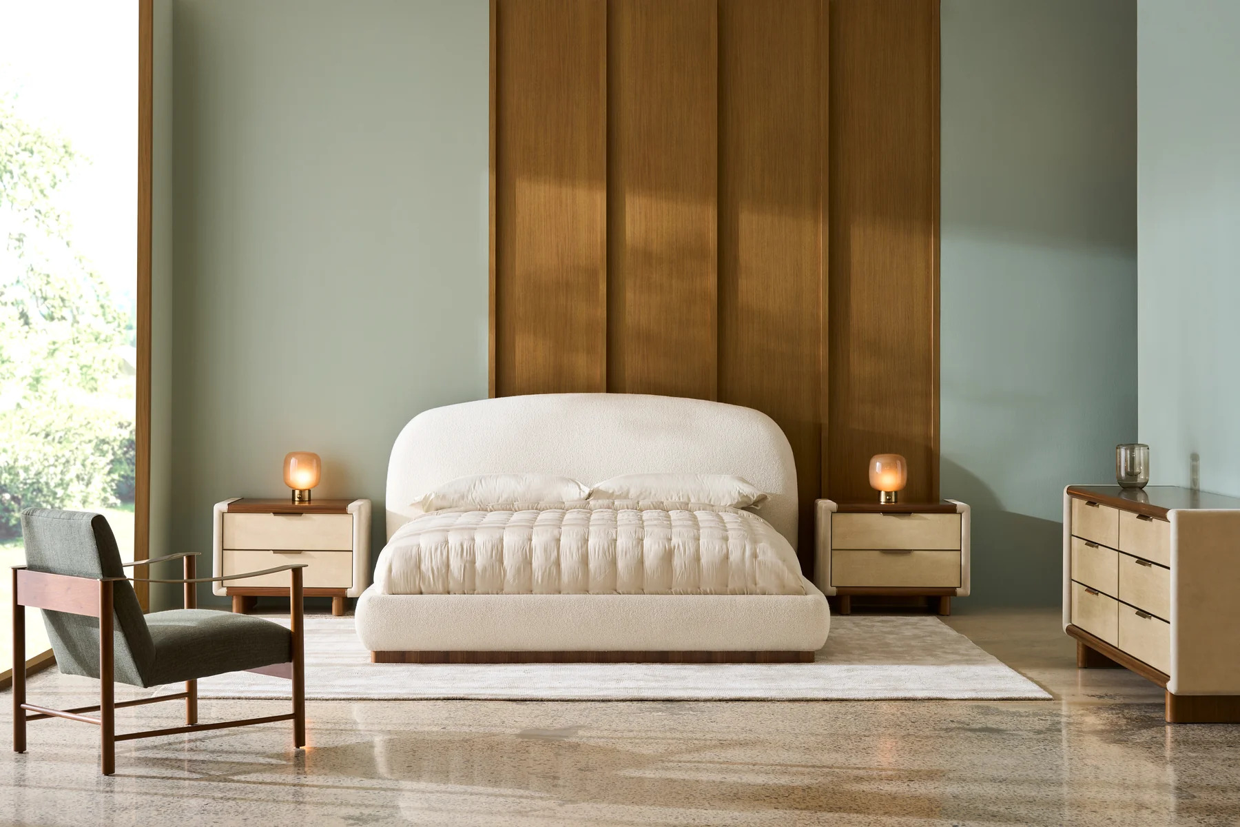 Caracole Classic Botero Bed - Image 5