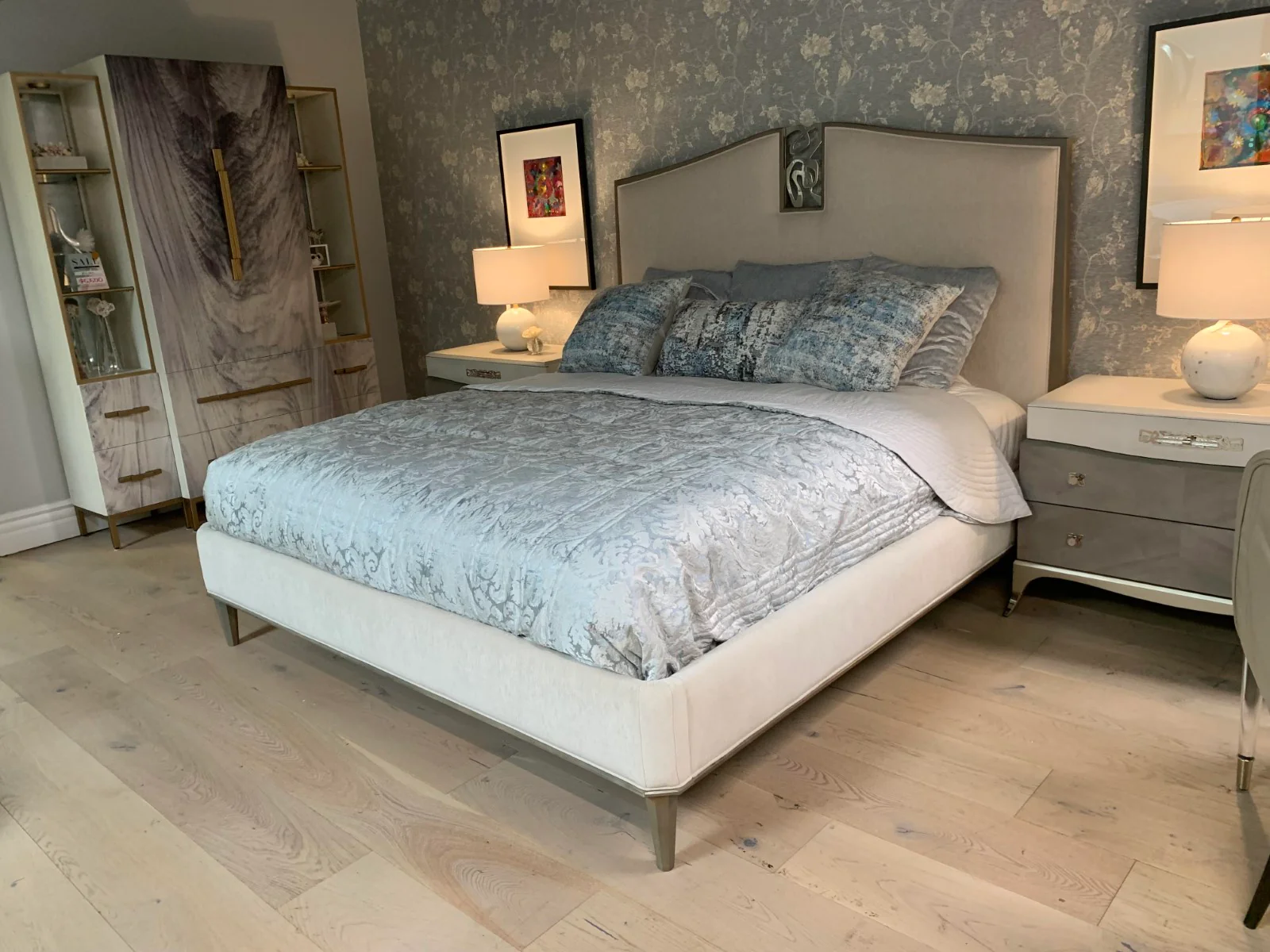 Caracole Classic Crescendo Upholstered Bed King Floor Sample - Image 2