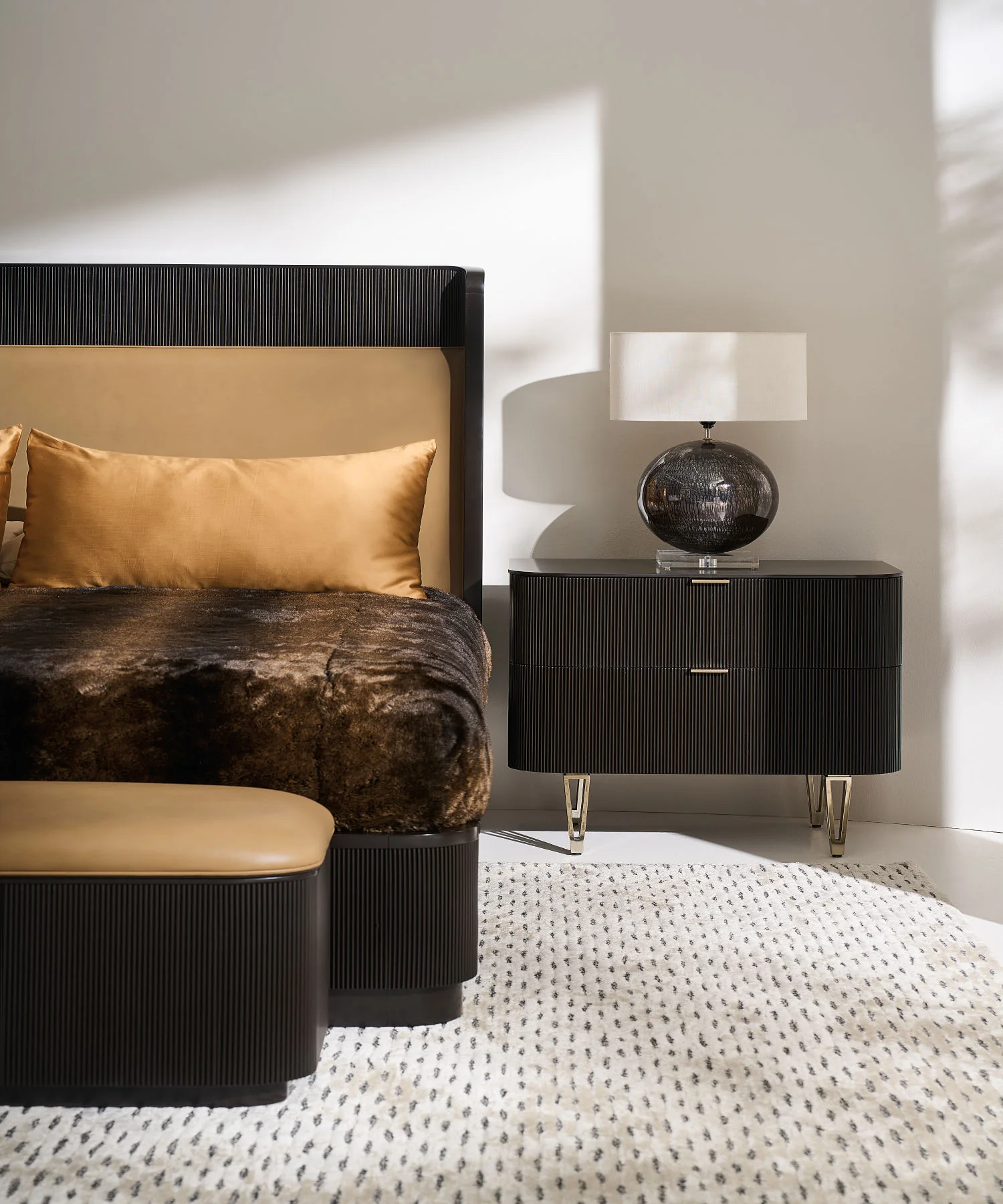 Caracole Classic Fall In Love Bed - Image 10