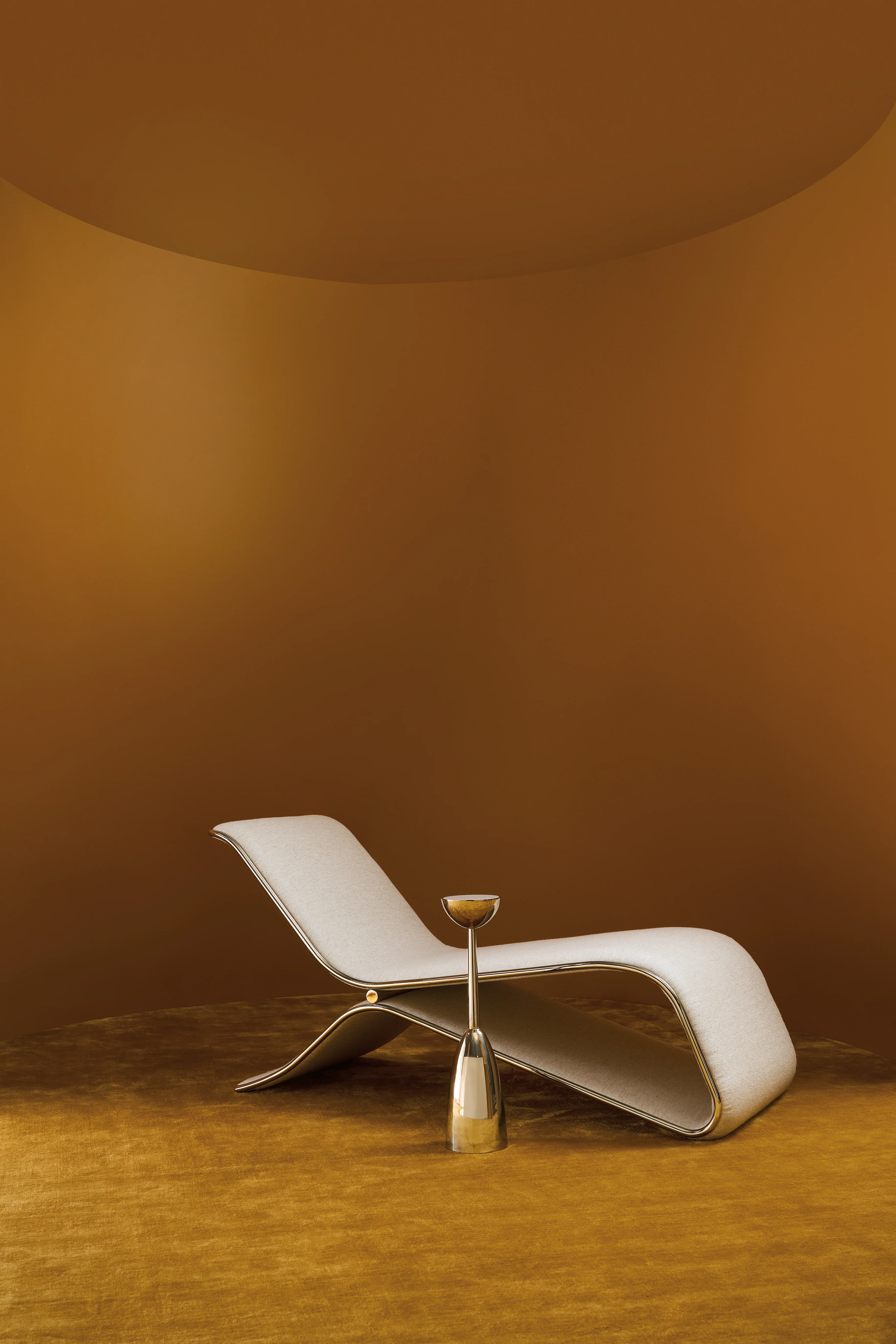 Caracole Classic Gamma End Table - Image 5