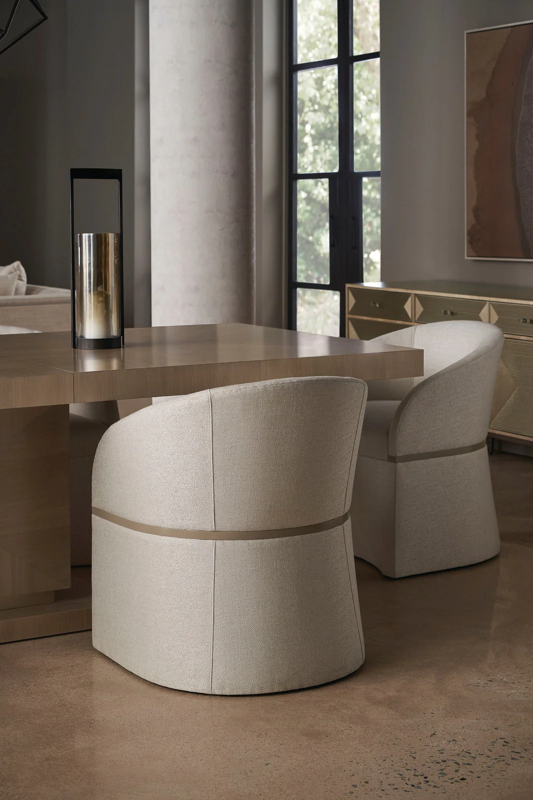 Caracole Classic Horizon Dining Table - Image 2