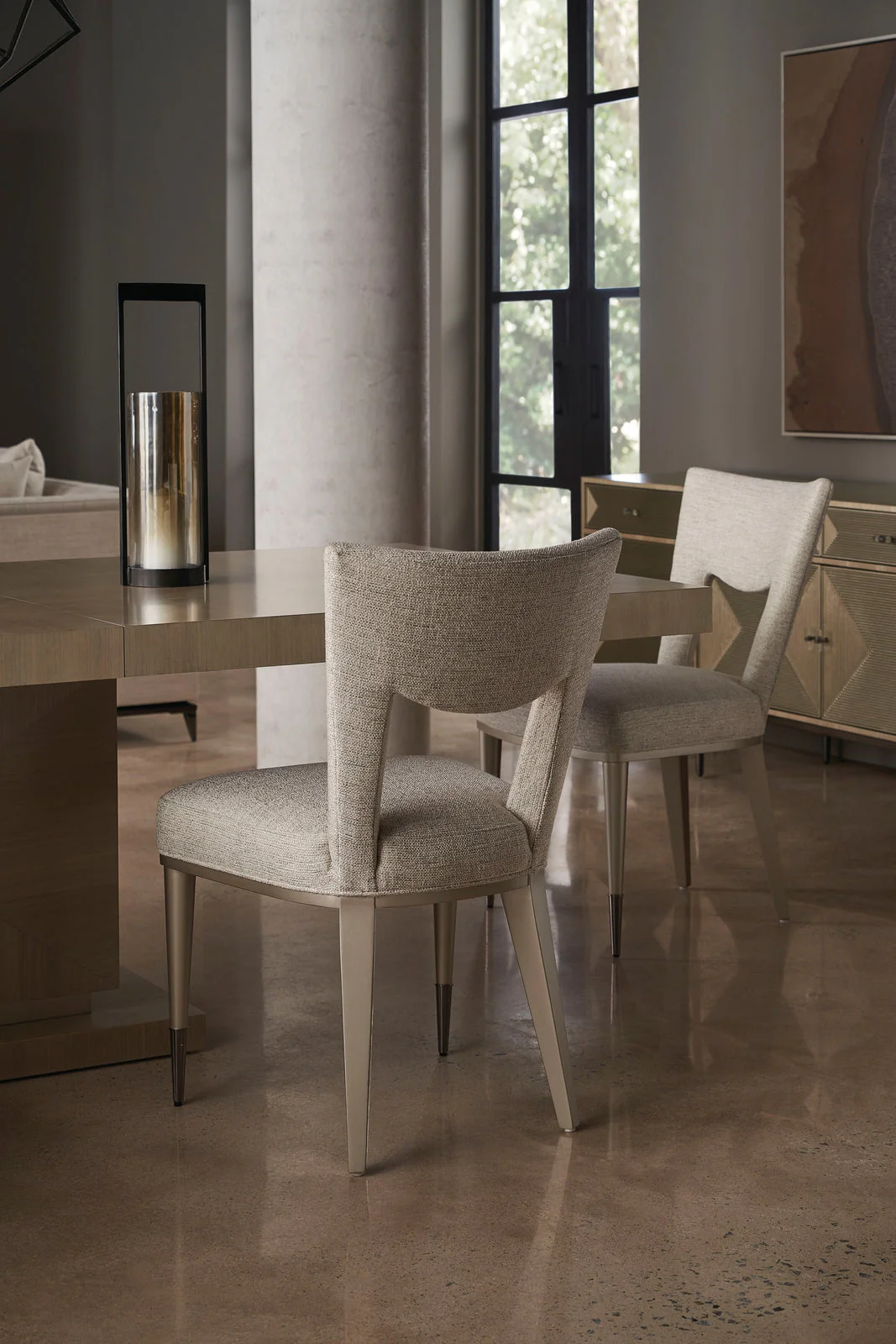 Caracole Classic Horizon Dining Table - Image 3