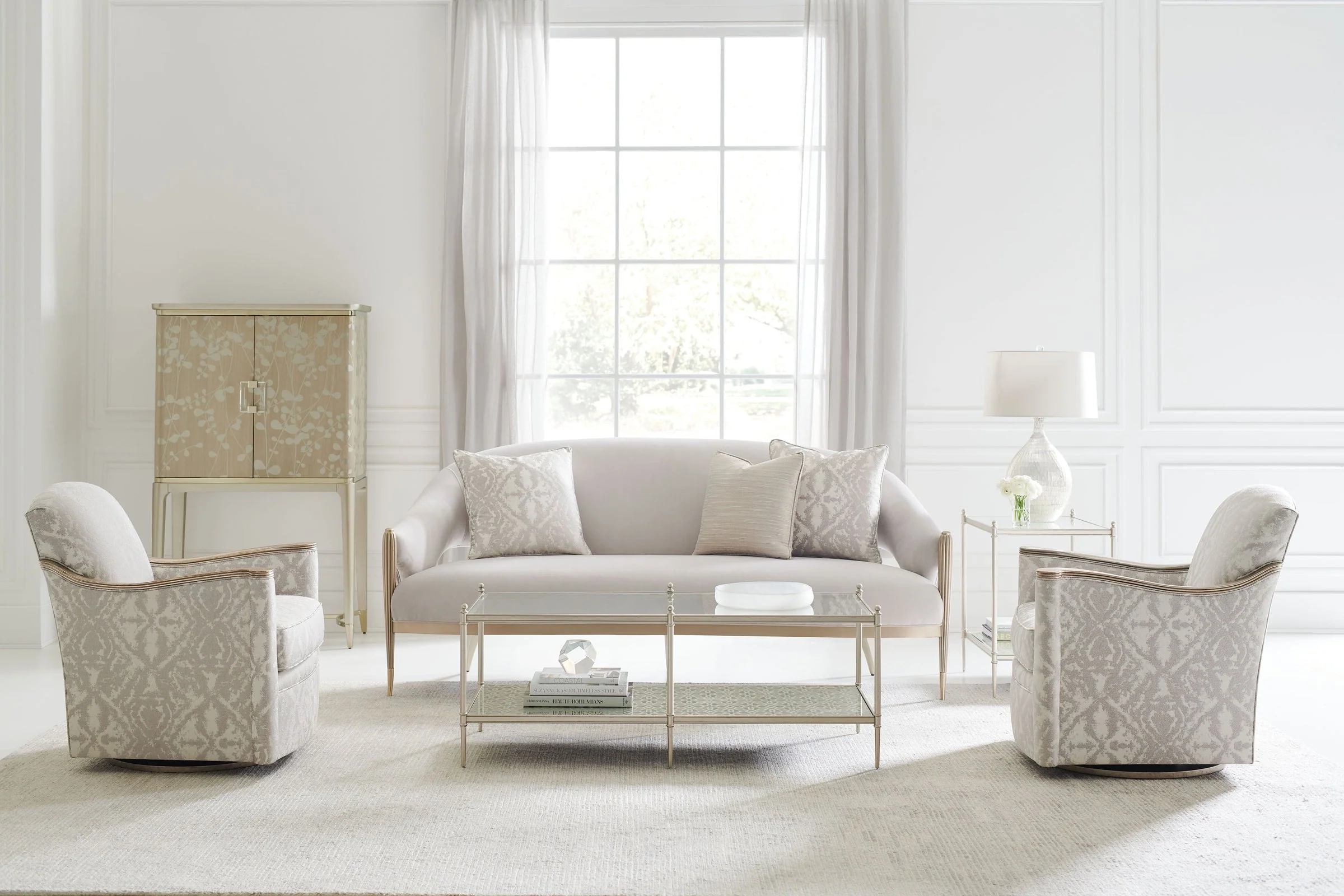 Caracole Classic Perfectly Adaptable End Table Clearance - Image 4