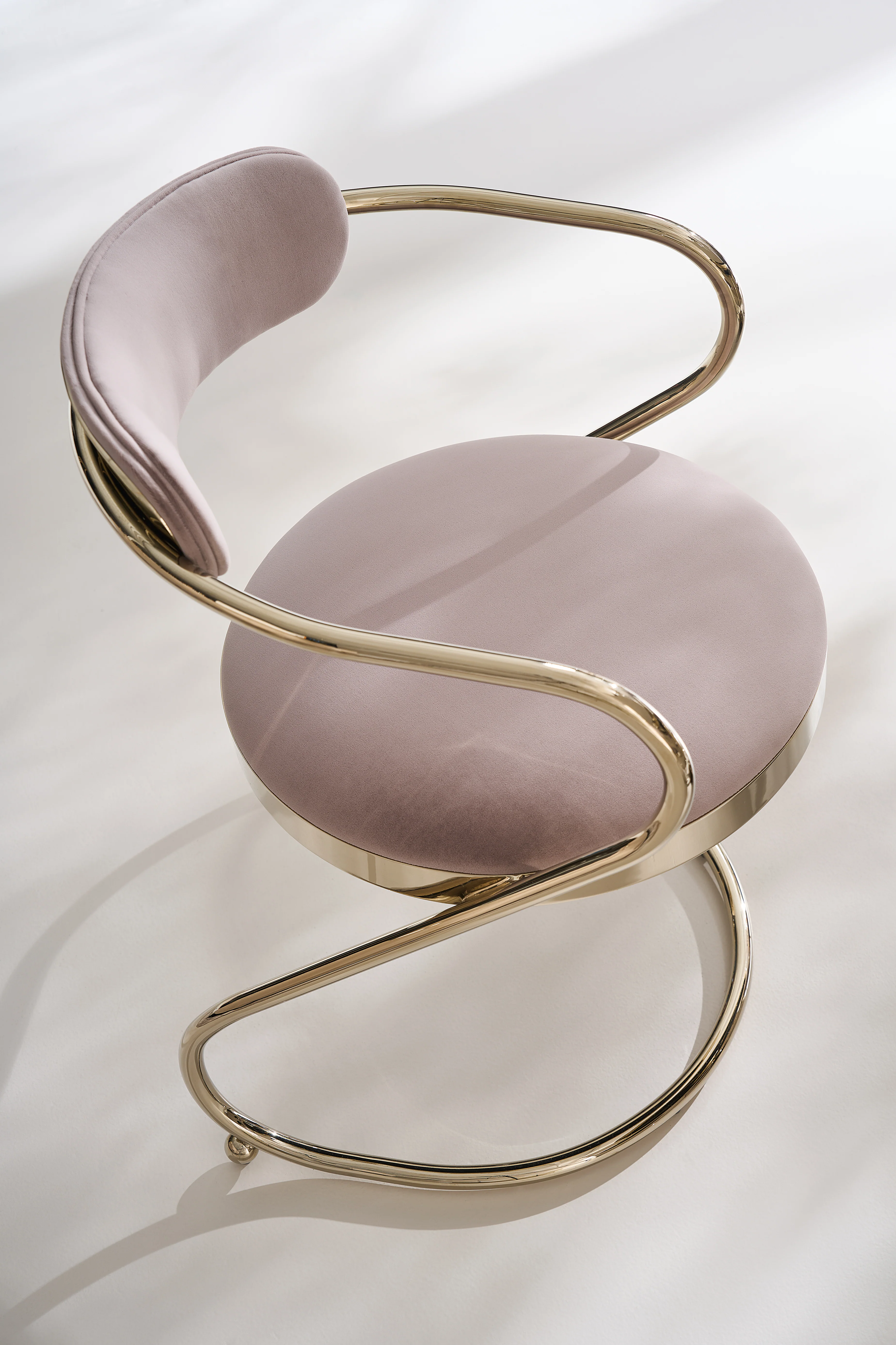Caracole Classic Retrospect Dining Arm Chair - Image 4