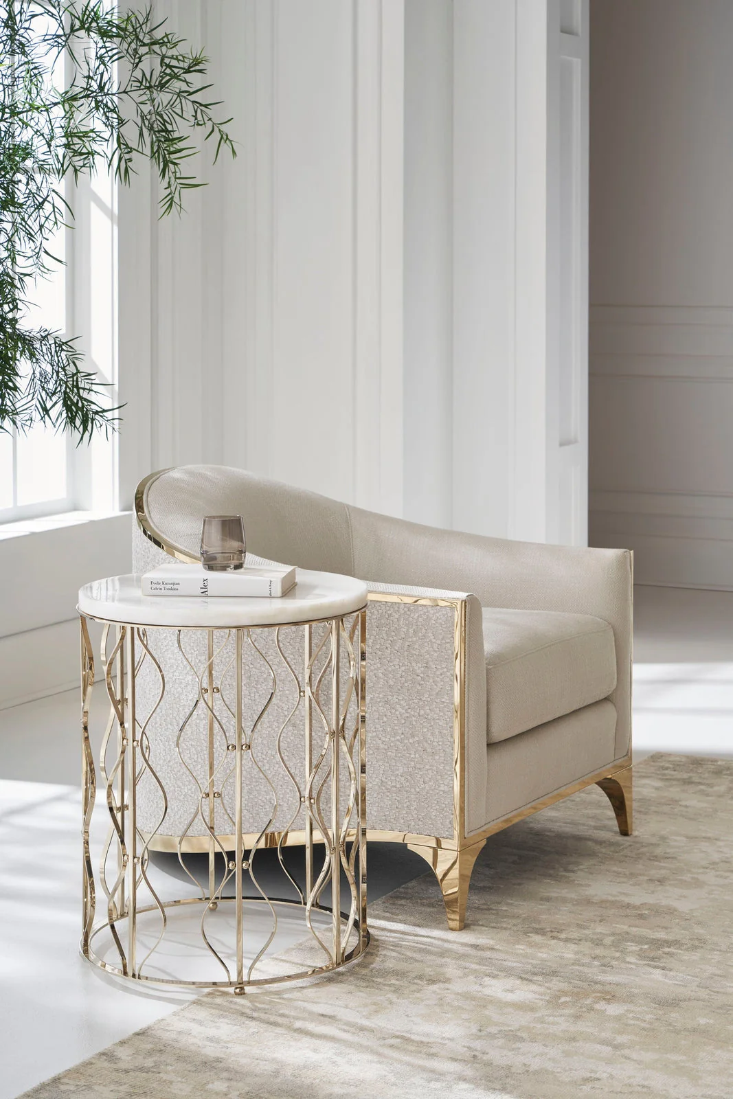 Caracole Classic Style Spotter Side Table - Image 2