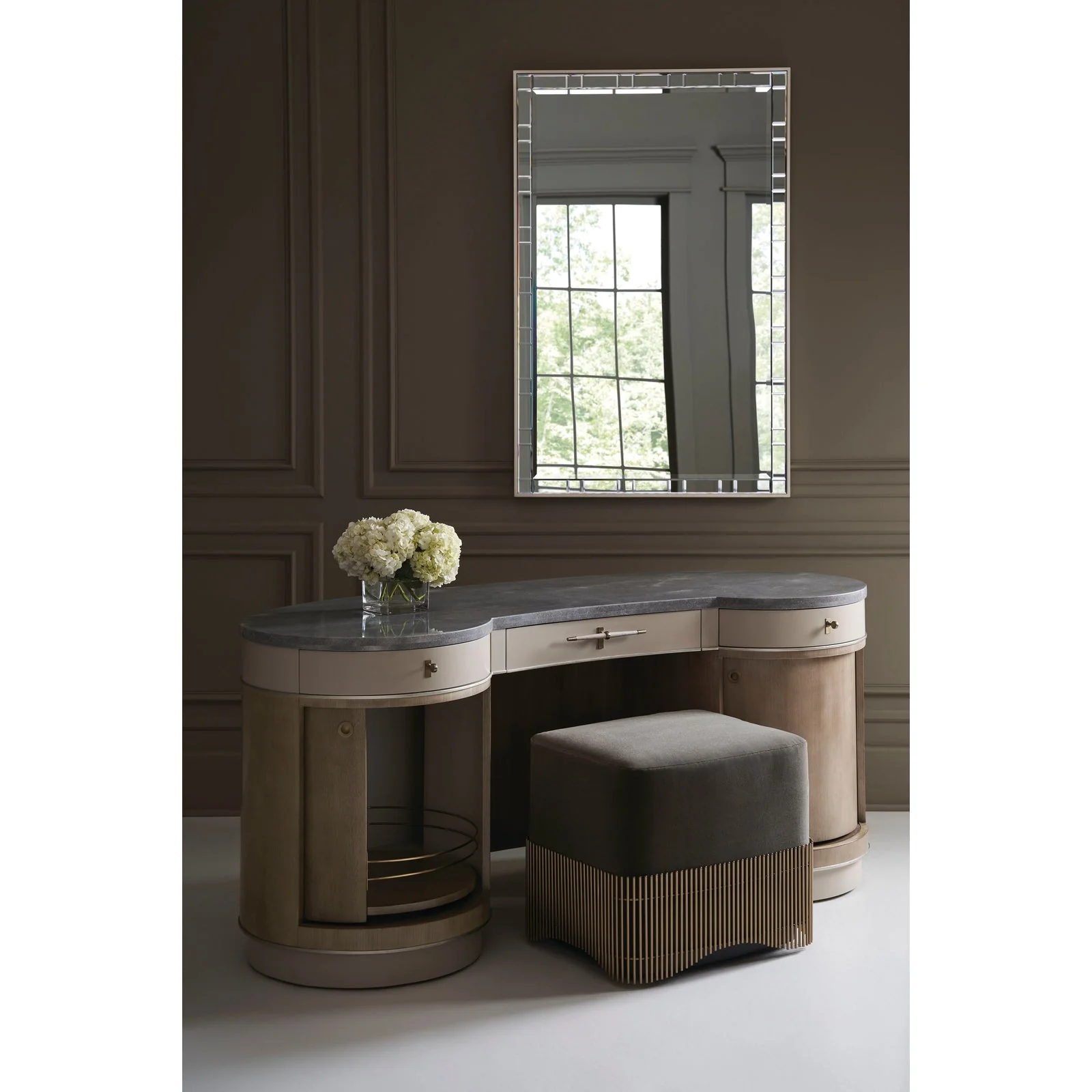Caracole Classic Vanity Fair Desk - Image 3
