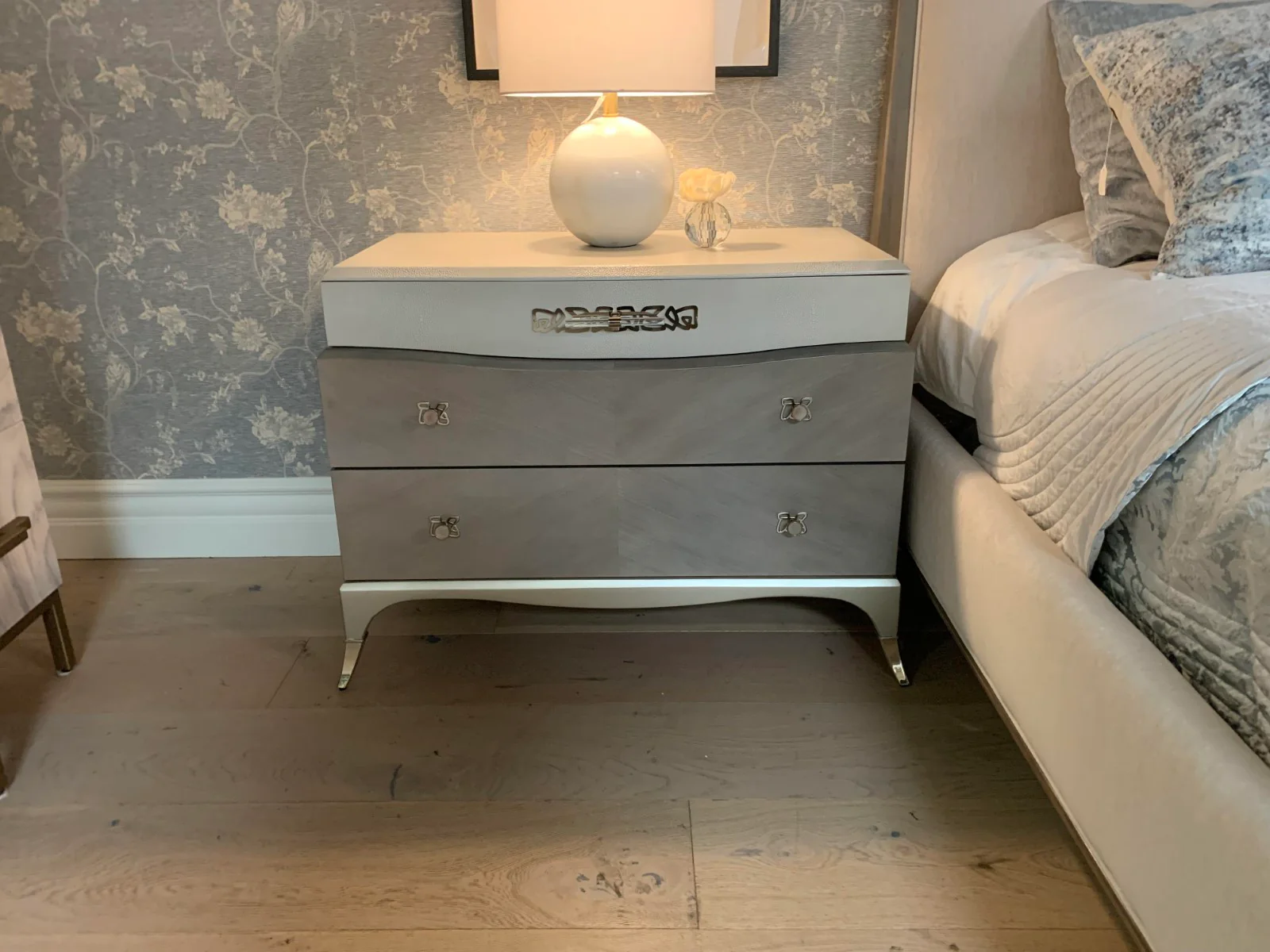 Caracole Classic Vibrato Nightstand Floor Sample - Image 2