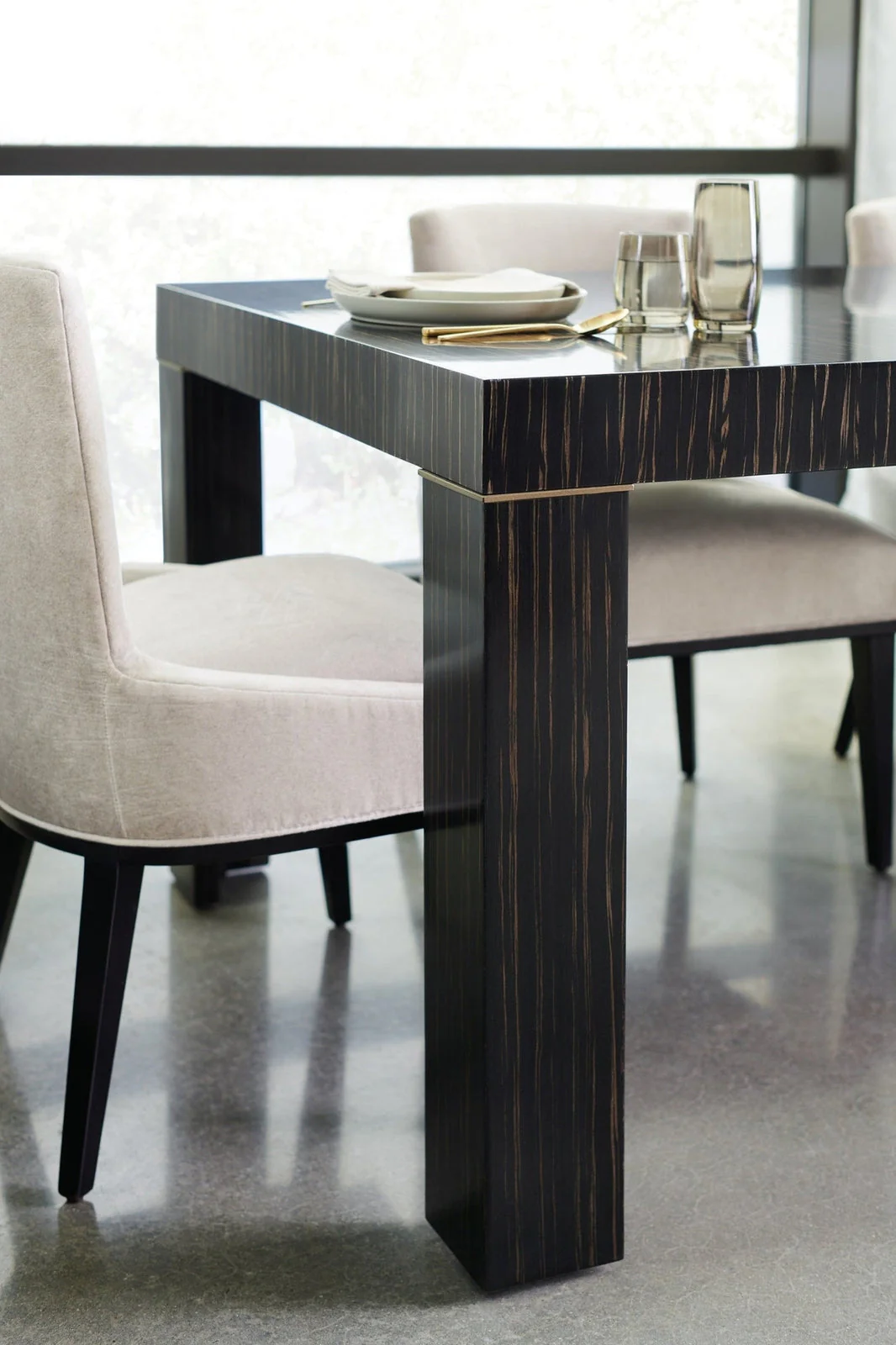 Caracole Edge Dining Table - Image 2