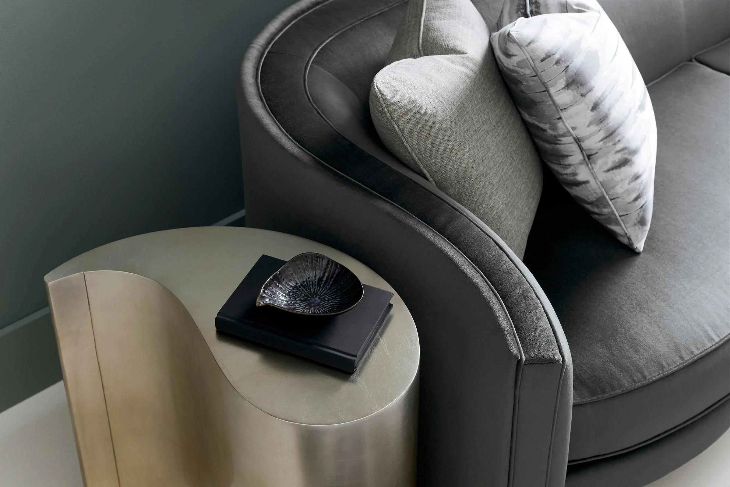 Caracole End Quote Side Table - Image 5
