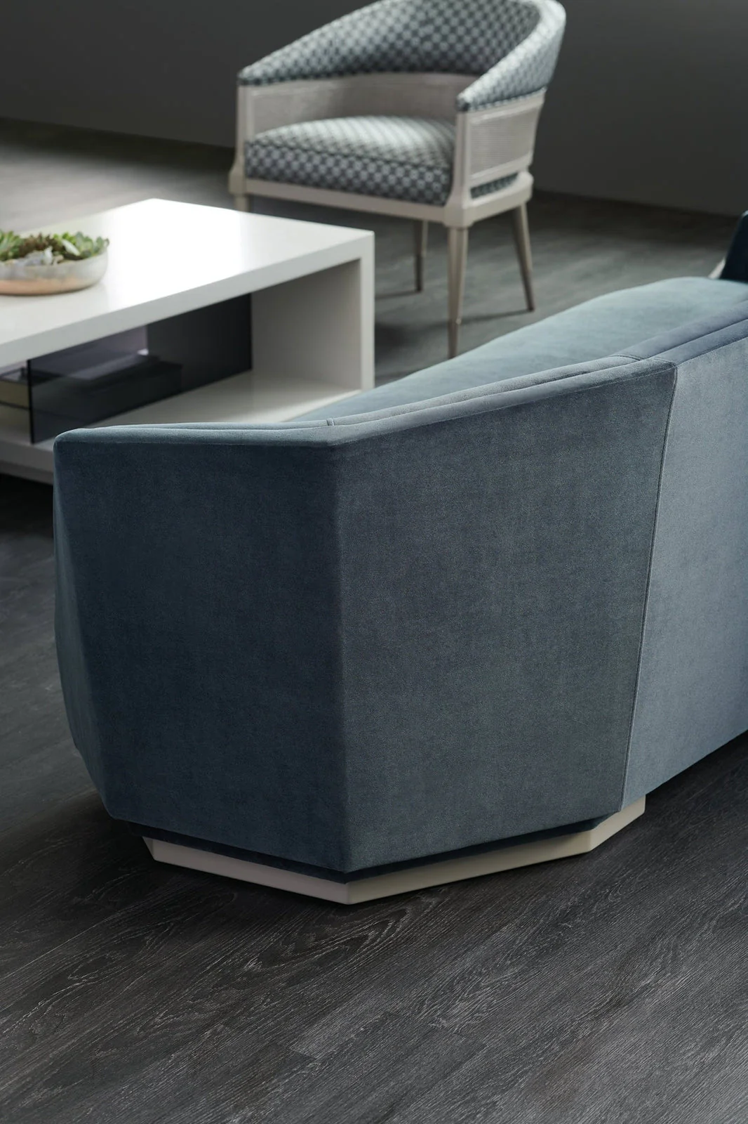 Caracole Expressions Sofa INV - Image 2