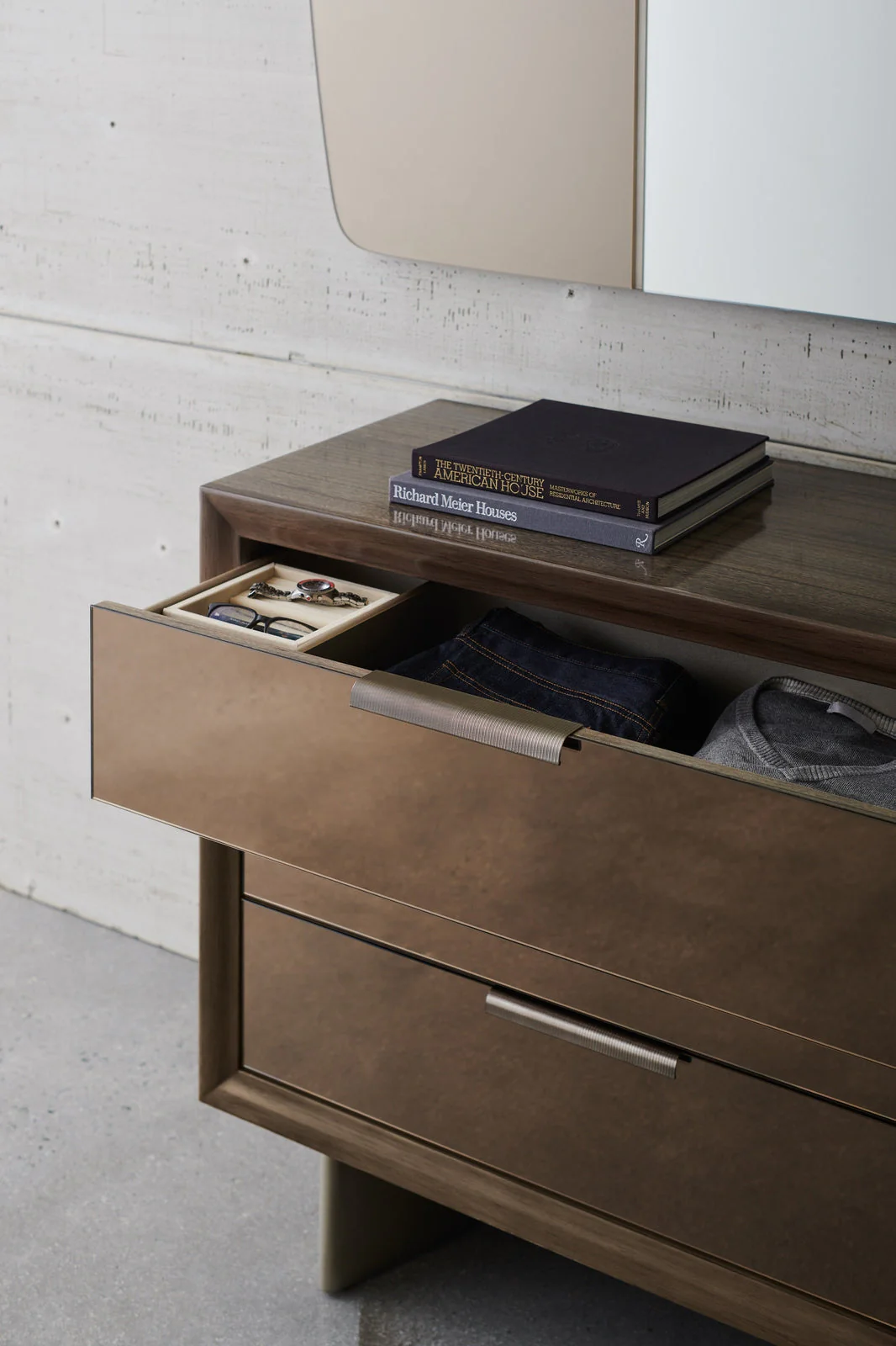 Caracole Modern La Moda Dresser - Image 11