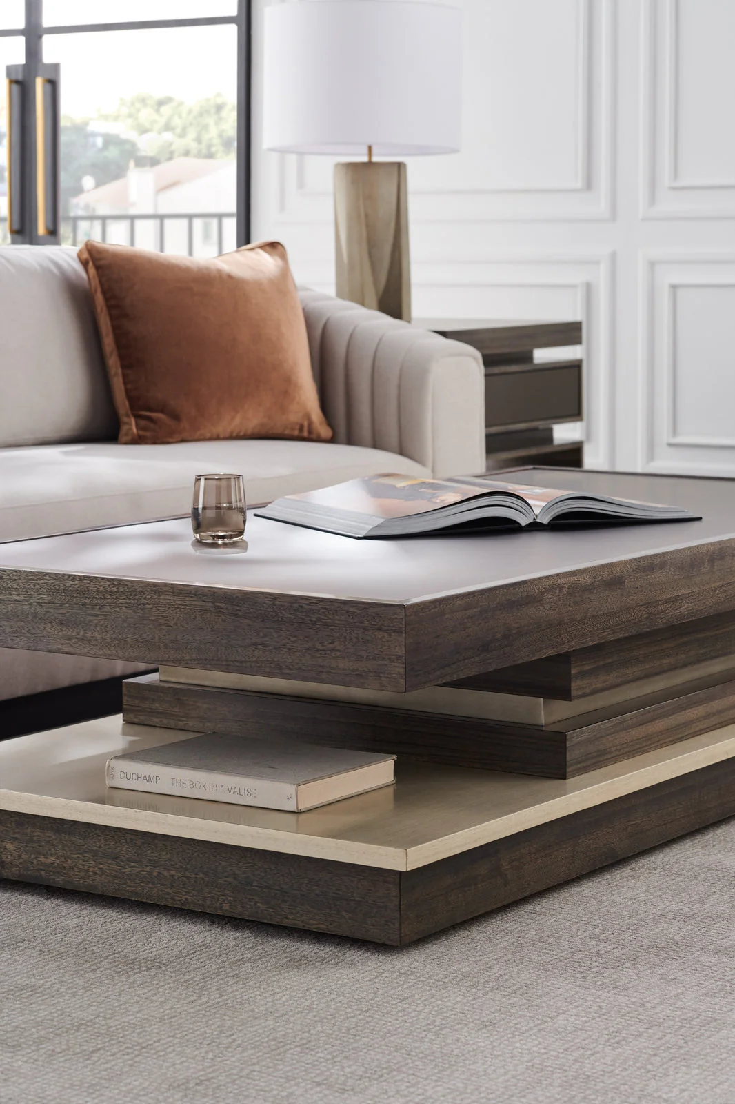Caracole Modern La Moda End Table - Image 4