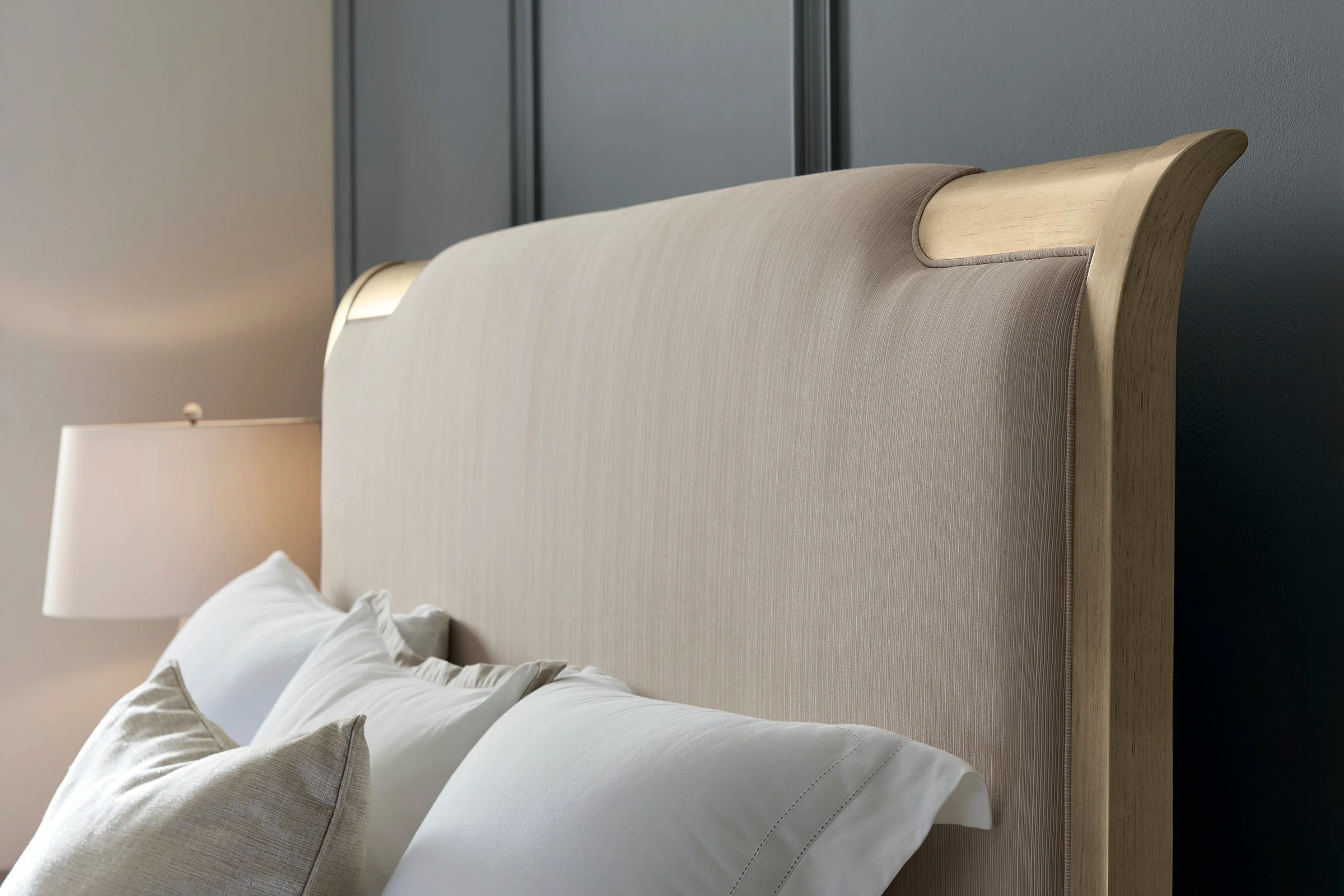 Caracole Nite in Shining Armor Bed - King Clearance - Image 5