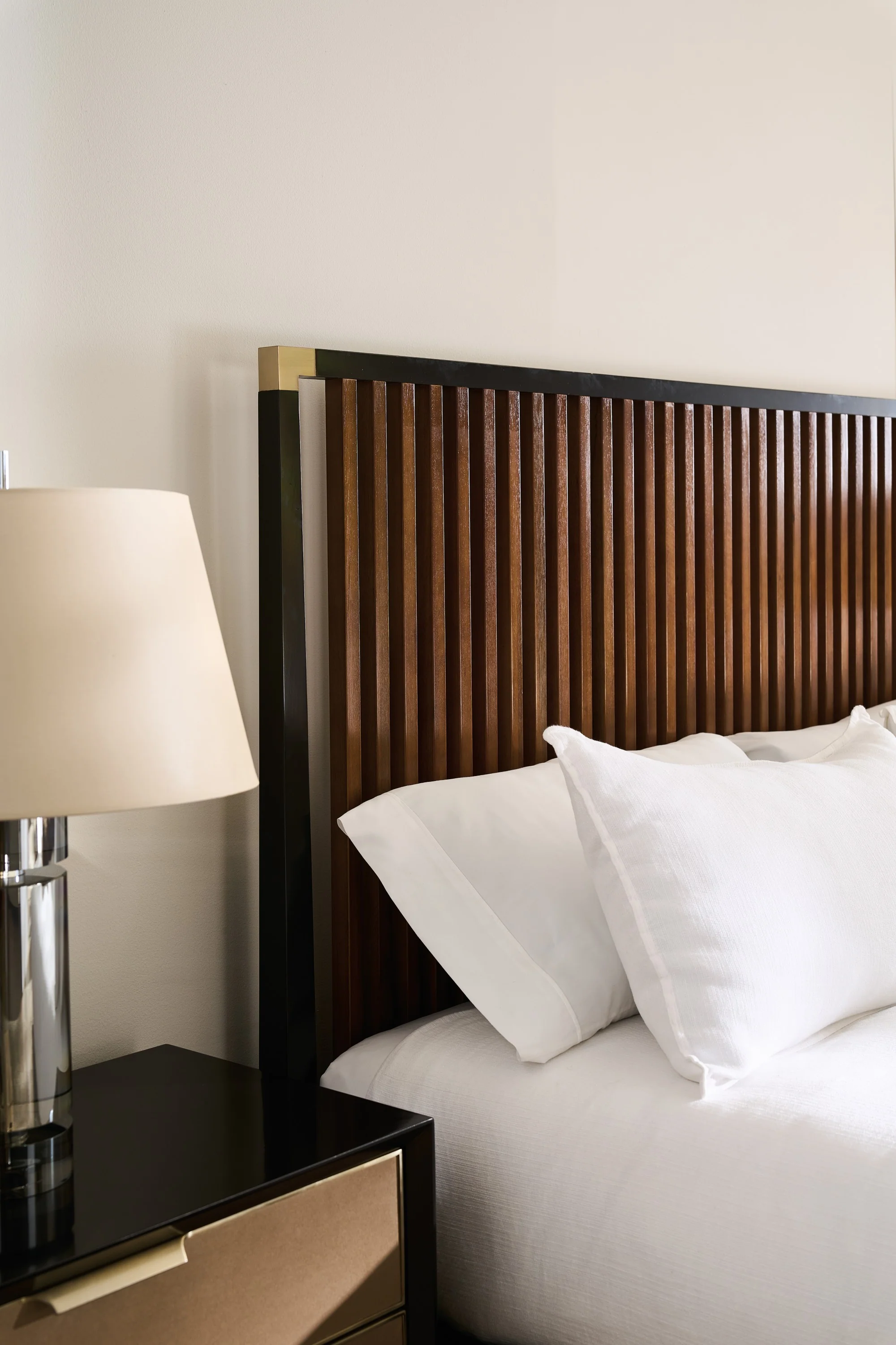 Caracole Pinstripe Slatted Bed - Image 8