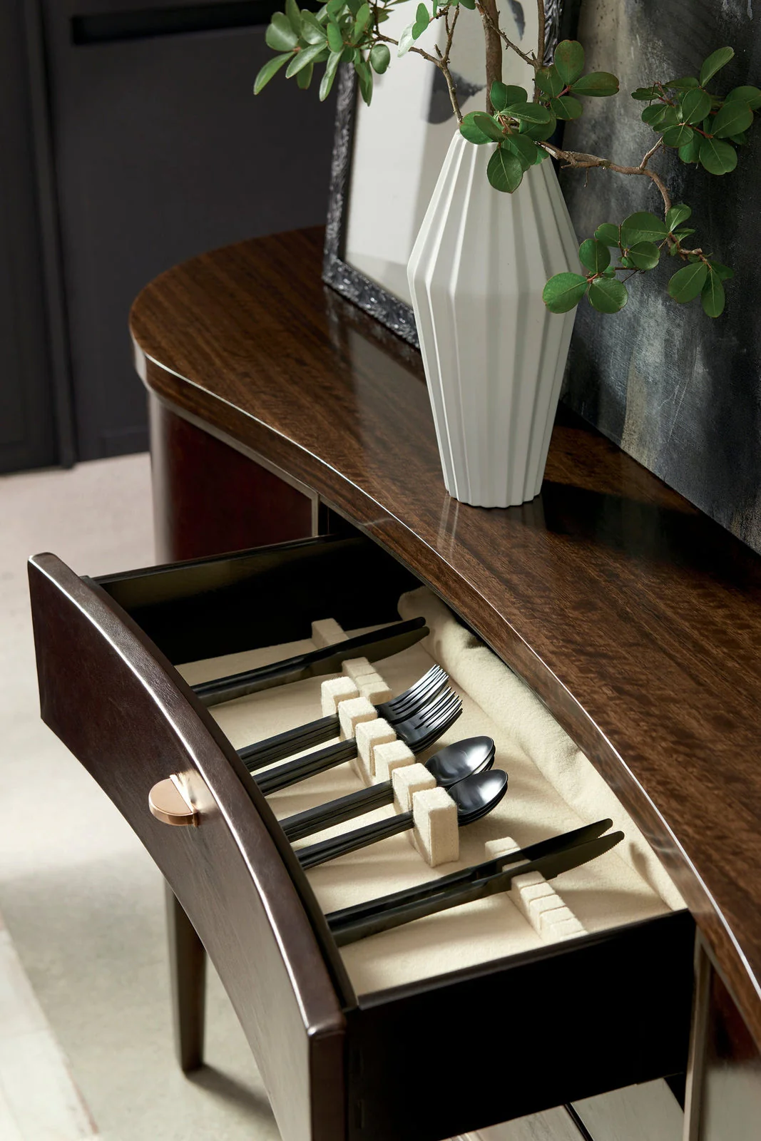 Caracole Streamline Sideboard - Image 3