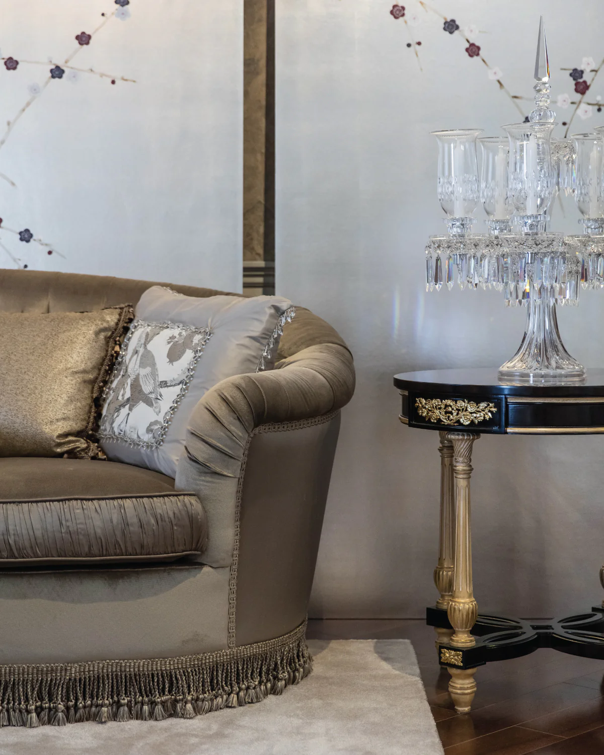 Classico Sofa - Image 3
