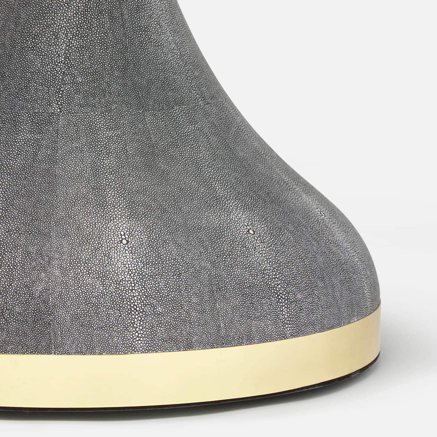 Elis Dining Table - Image 17