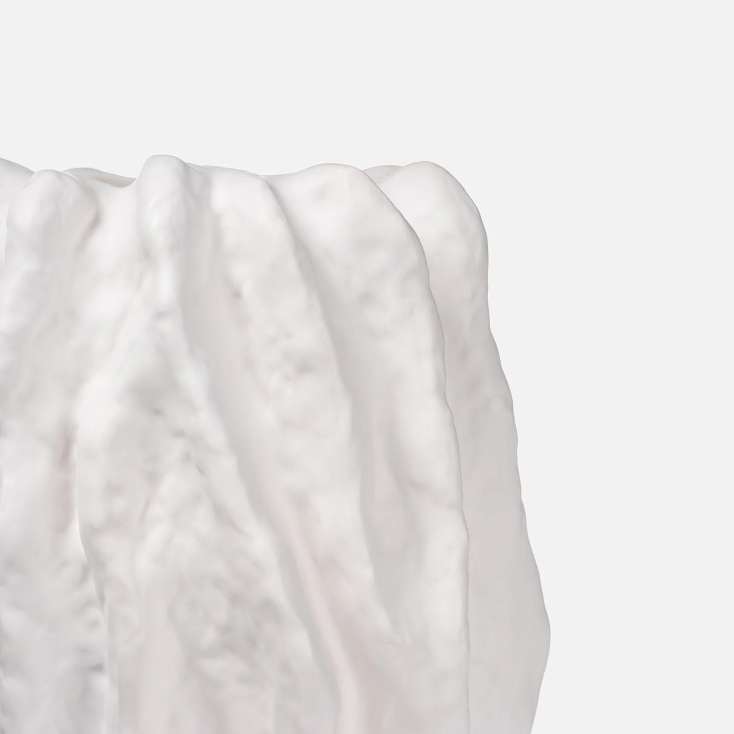 Enriku Resin Vase - Image 6