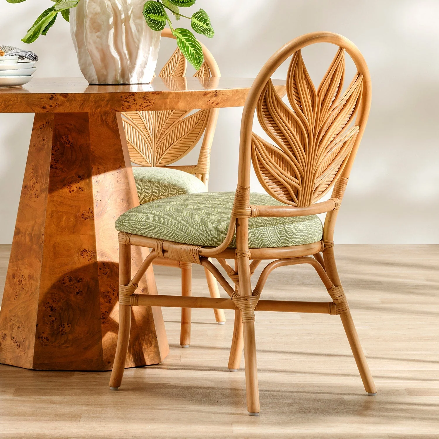 Errol Round Dining Table - Image 3