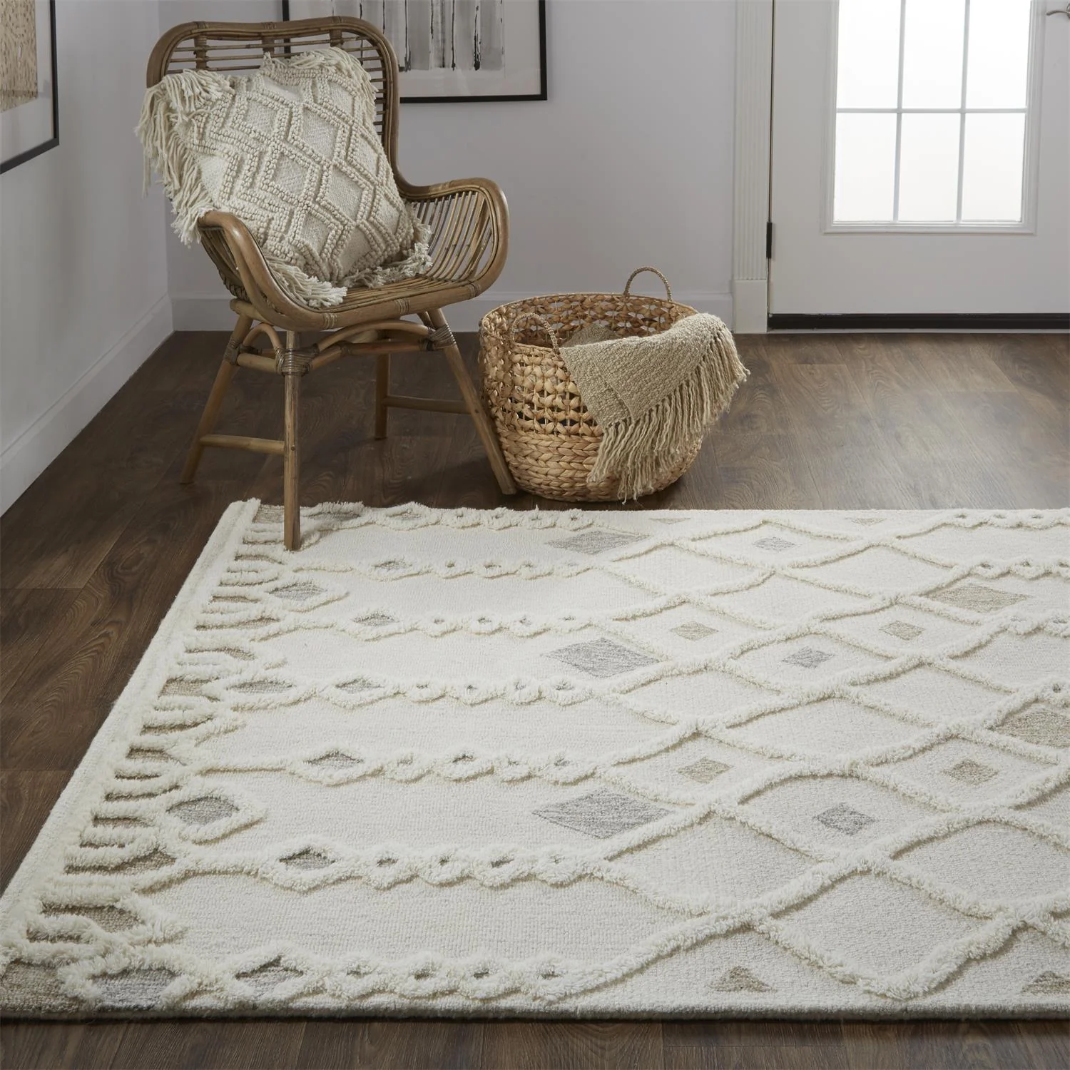 Feizy Anica 8011F Transitional Trellis & Lattice Rug in Ivory/Tan/Silver - Image 4